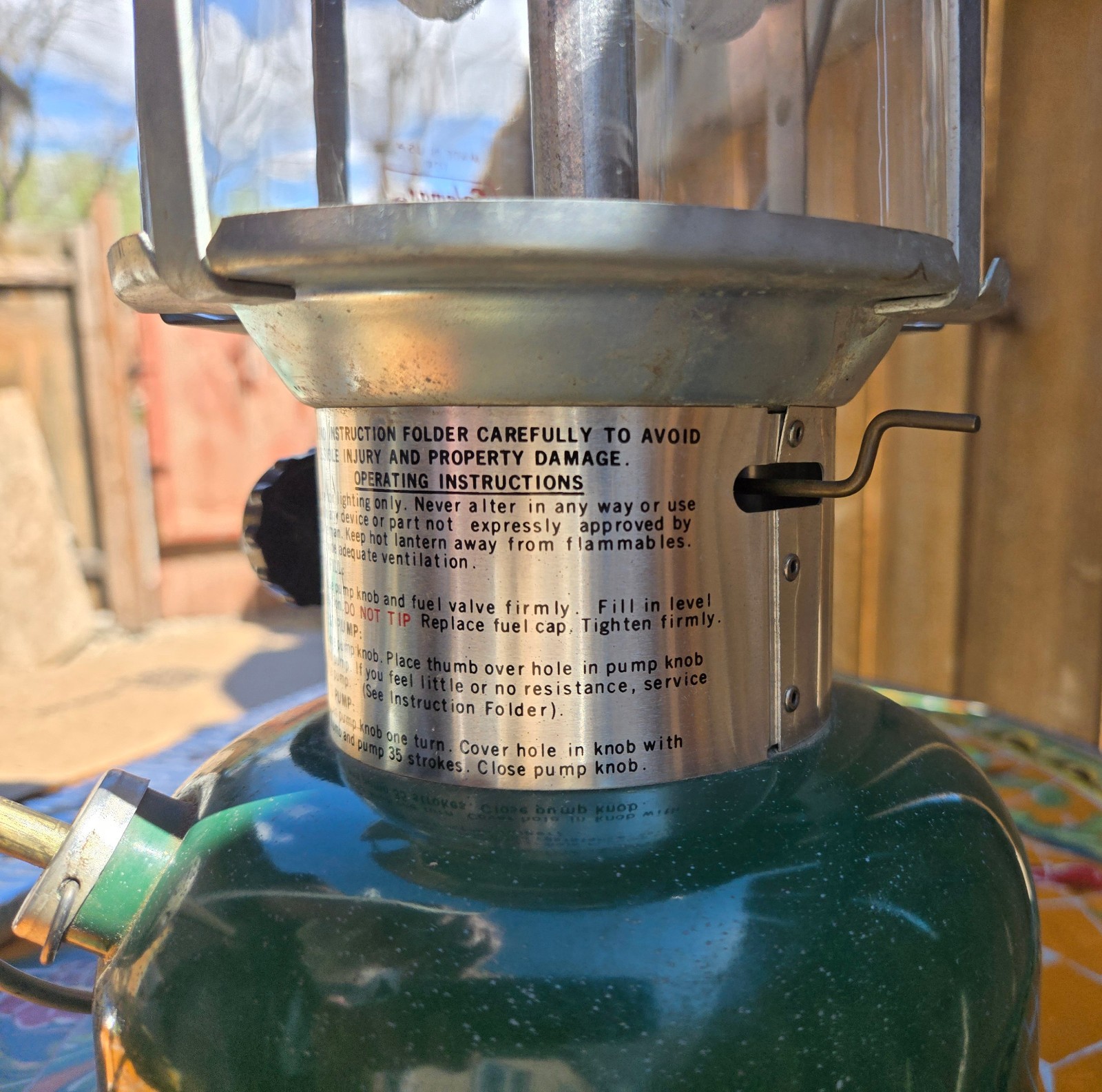 Coleman 1981 Lantern 220K Double Mantle Globe