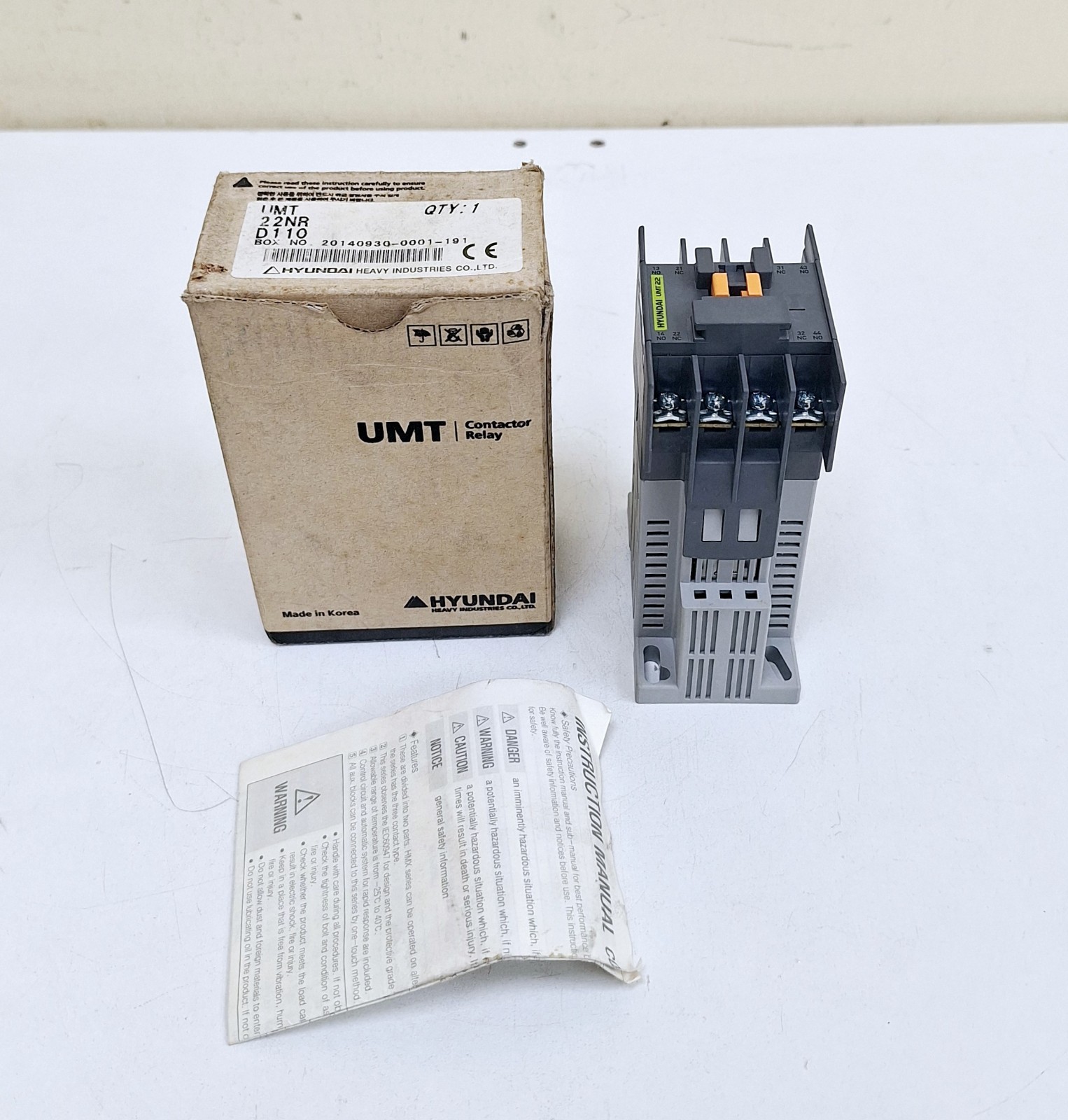 Hyundai UMT 22 Contactor Relay 110V