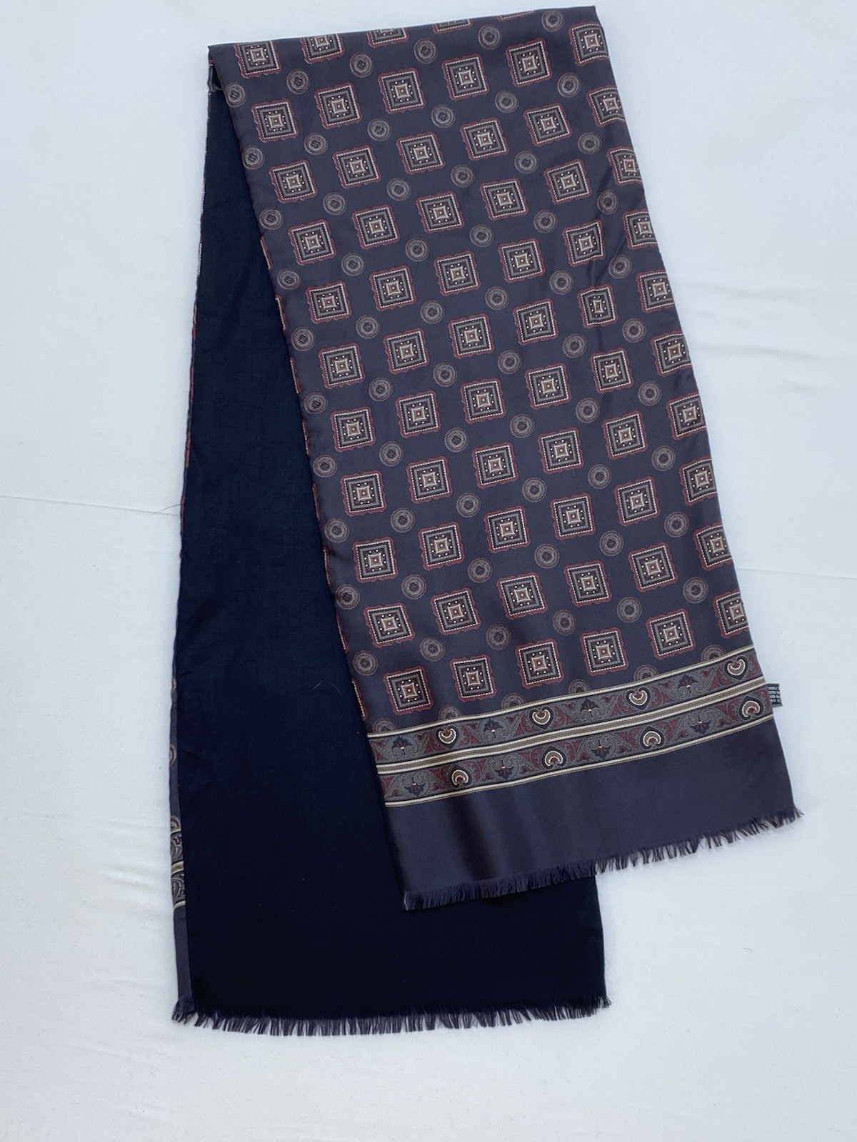 PIERRE CARDIN men’s  Silk Classy Scarf In Black W A Geometric Print EC 55"/11"