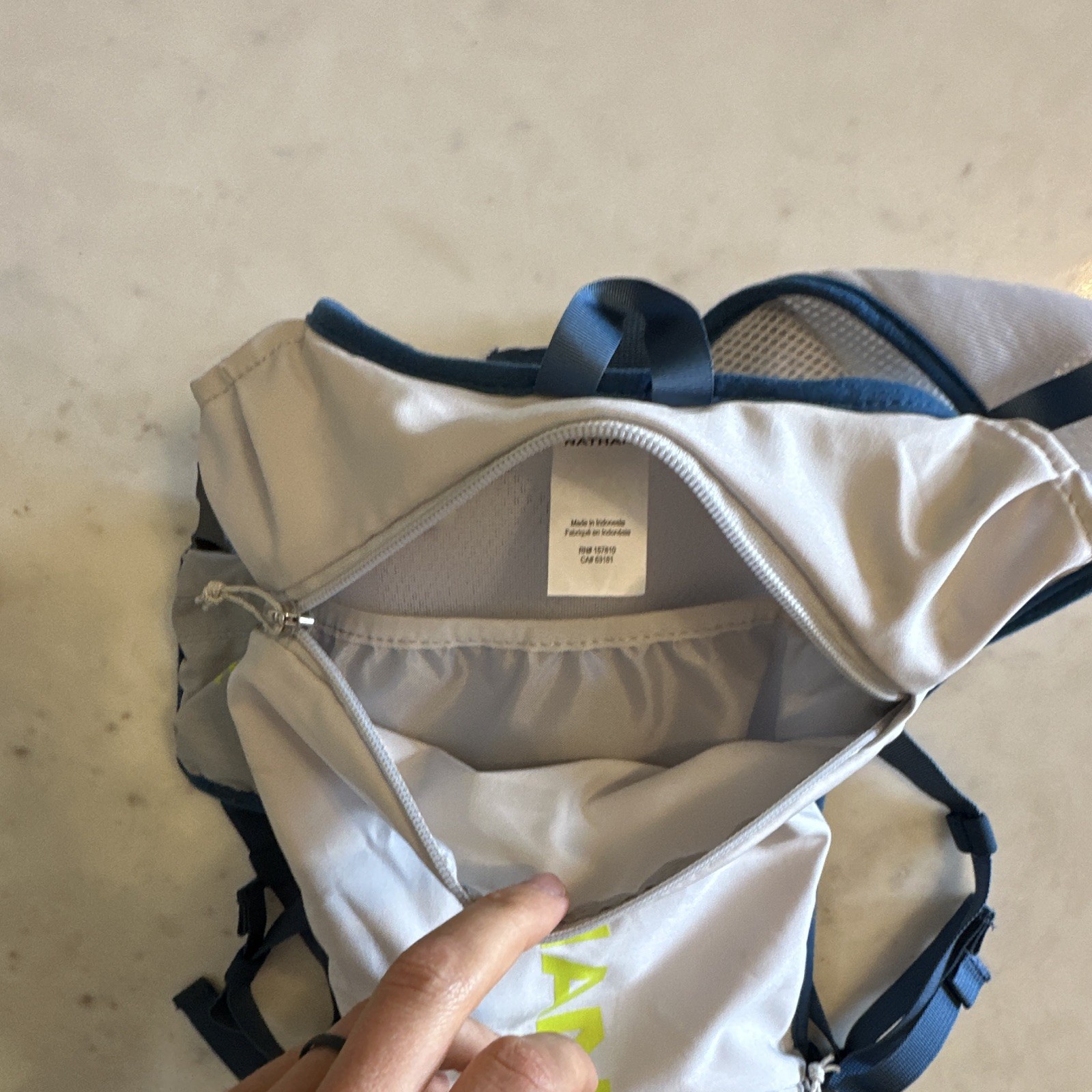 NATHAN Hydration Pack Vest Backpack Gray/Blue/Yellow