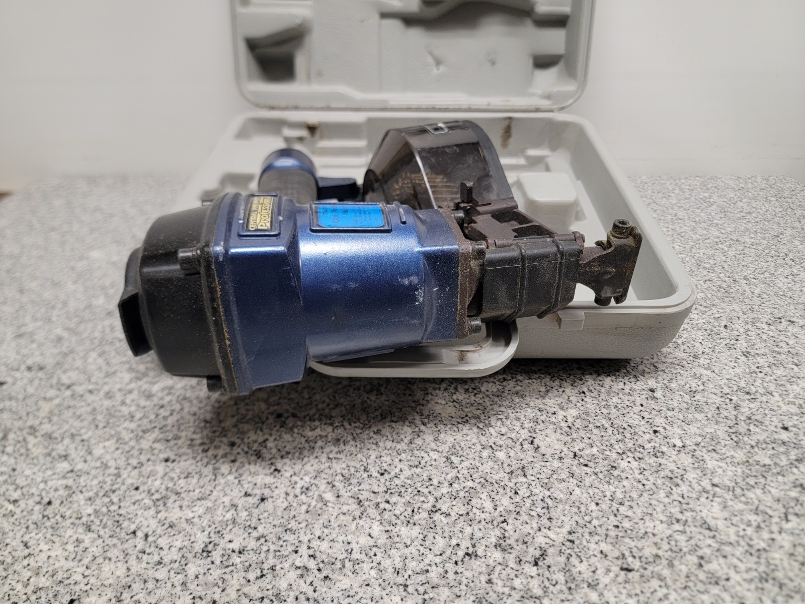 Central Pneumatic Coil Roofing Nailer Model 92917