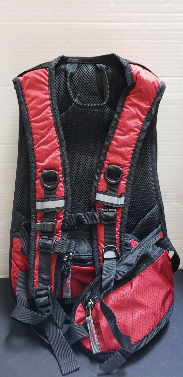 Reinos Hydration Pack Backpack Red - 3L Capacity See Details