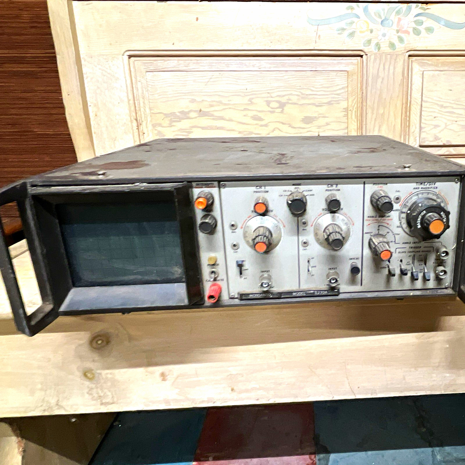 Monsanto Company Analog Oscilloscope 6400A/6270A-603 2CH 50-400 Hz Plug-In