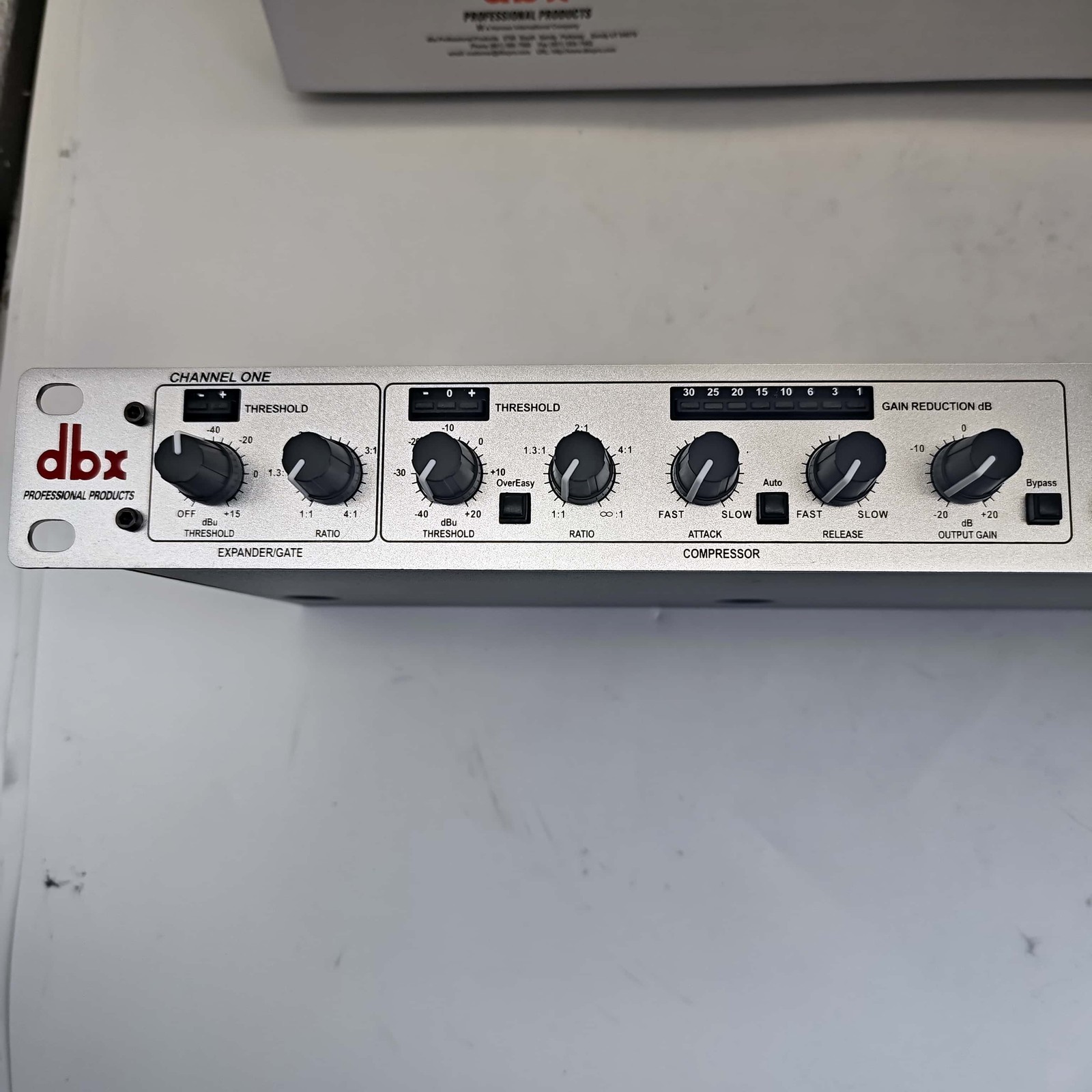 dbx 266xs Dual Channel Compressor Gate Dynamics Processor w/ Side Chain Insert