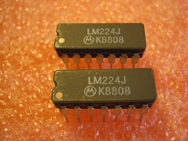 LM224J Lot of 2 NOS Pieces from Motorola