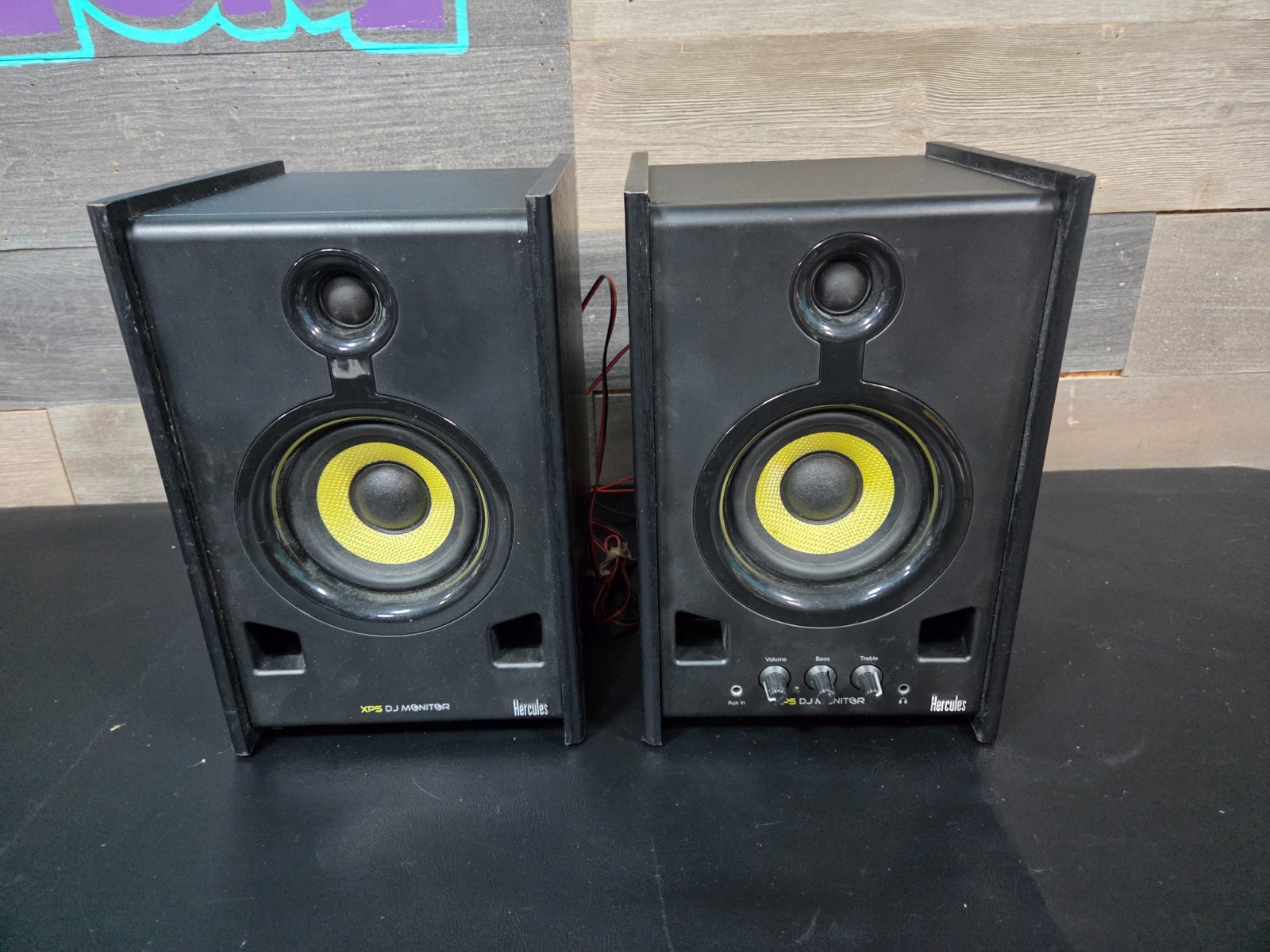 Hercules XPS 2.080 DJ Monitor (for repair) Please Read Description Before Buying