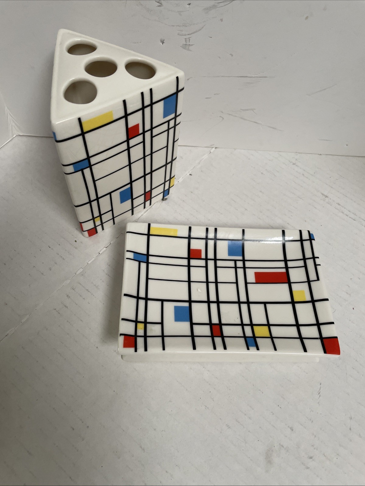 Piet Mondrian style triangular ceramic toothbrush holder and soap dish