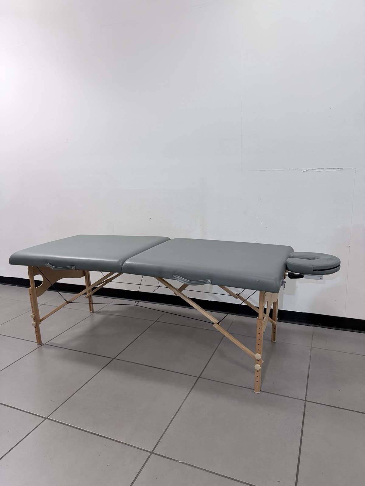 Ironman 30 " Portable Massage Table