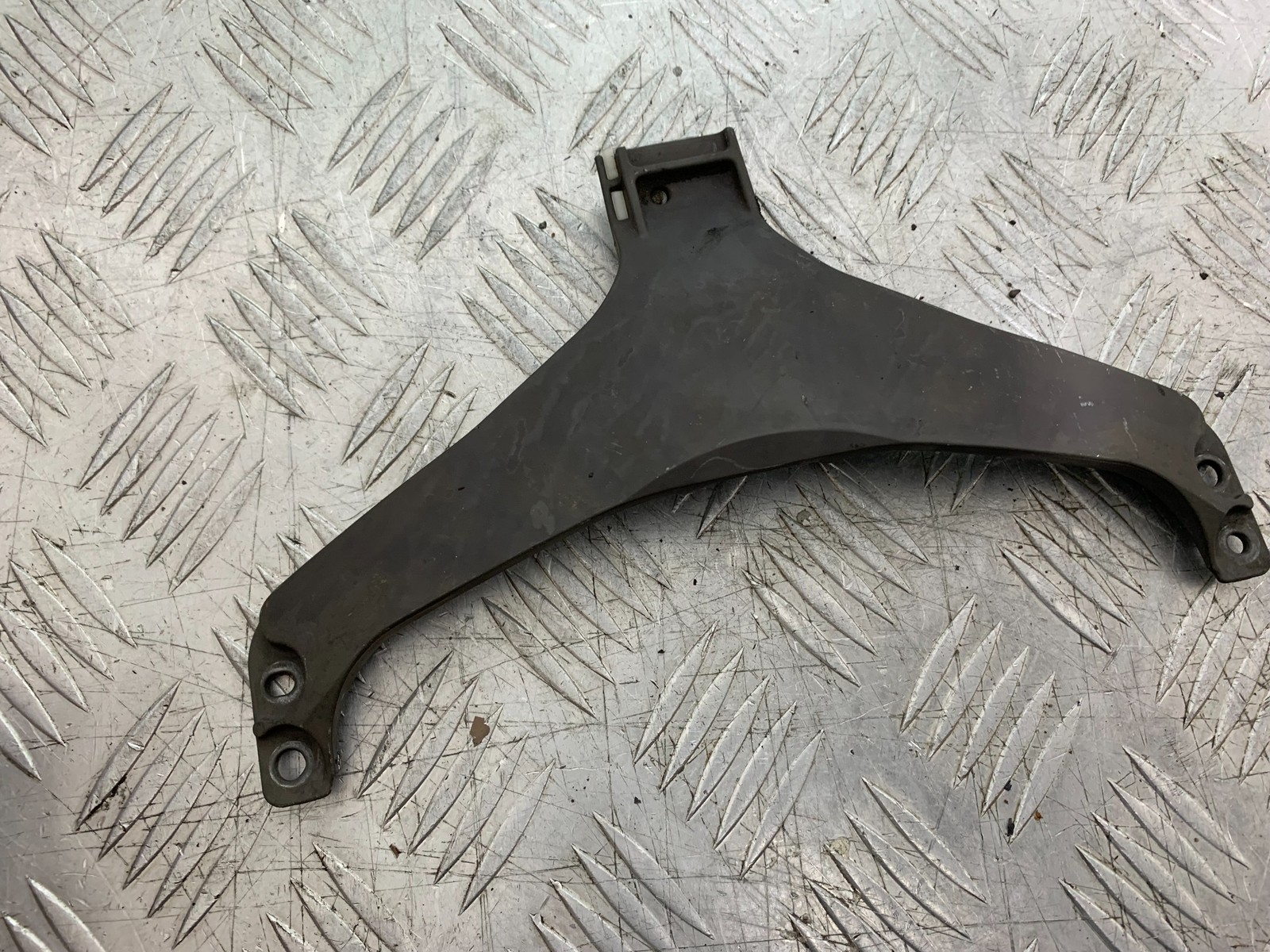 KAWASAKI GTR1400 GTR 1400 BRACKET YEAR 2007-2009 (CMB1306)