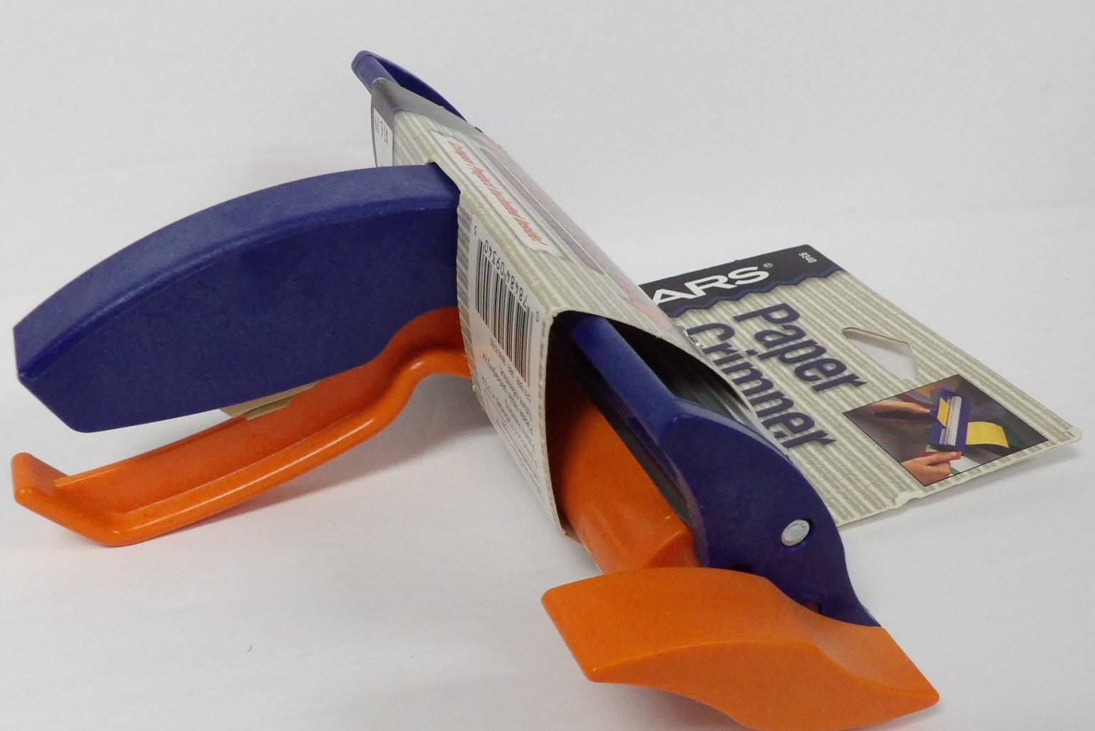 FISKARS Paper Crimper 6 1/2 in Extra-Wide Rollers for Paper Crafting
