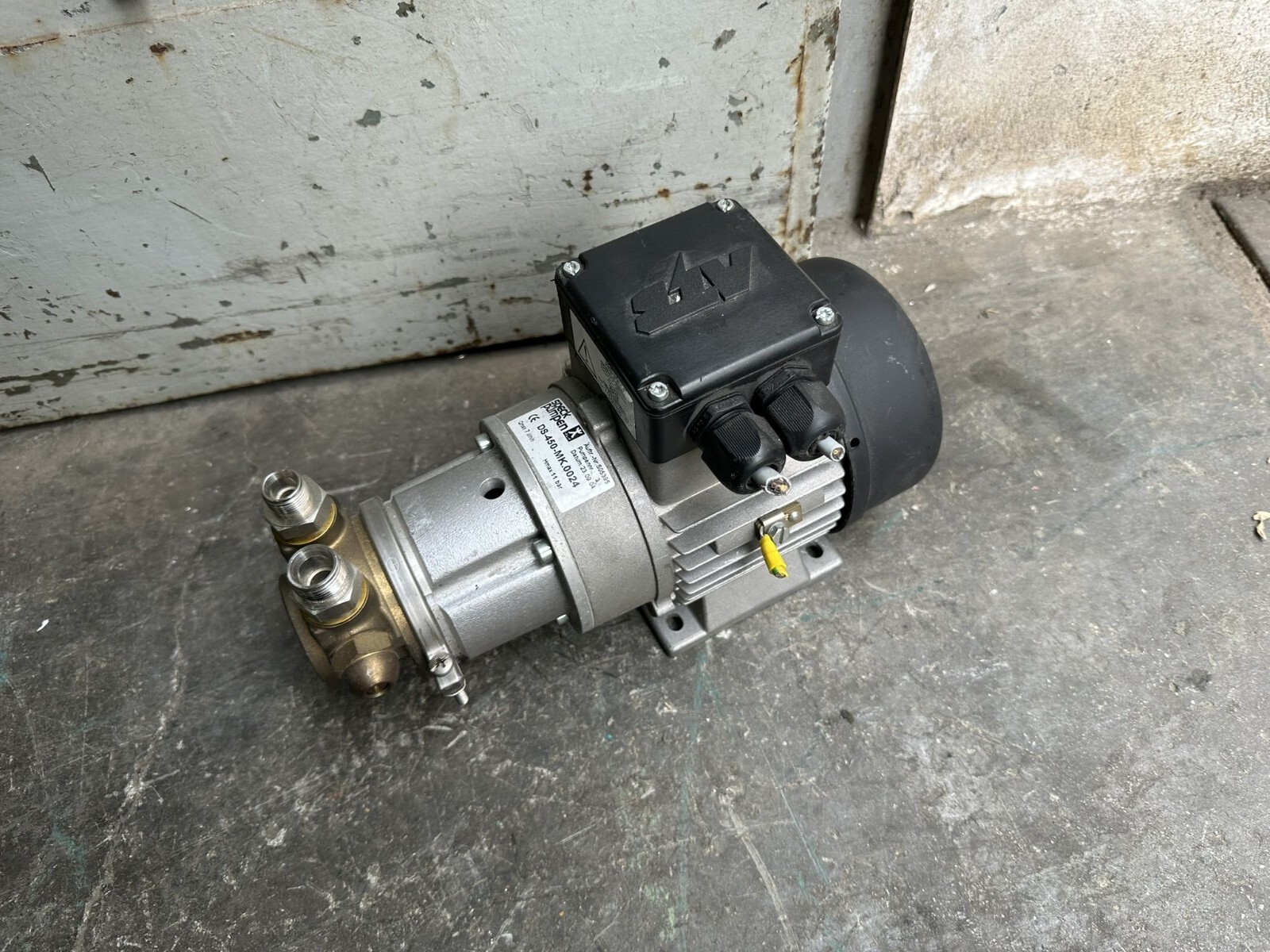 Speck DS-450-MK.0024 roller vane pump