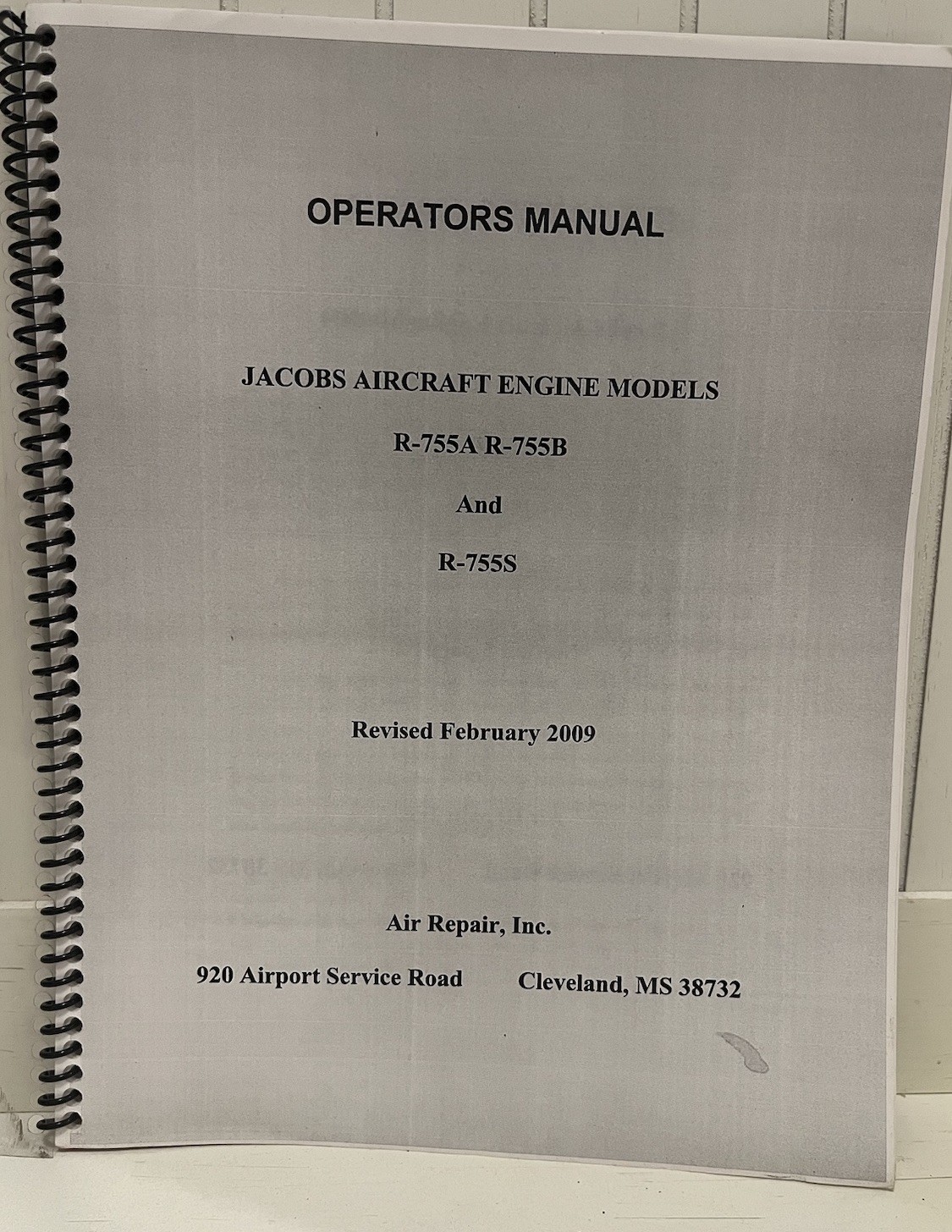 Jacobs Aircraft Engine R-755A, R-755B and R-755S Operators Manual Older Copy