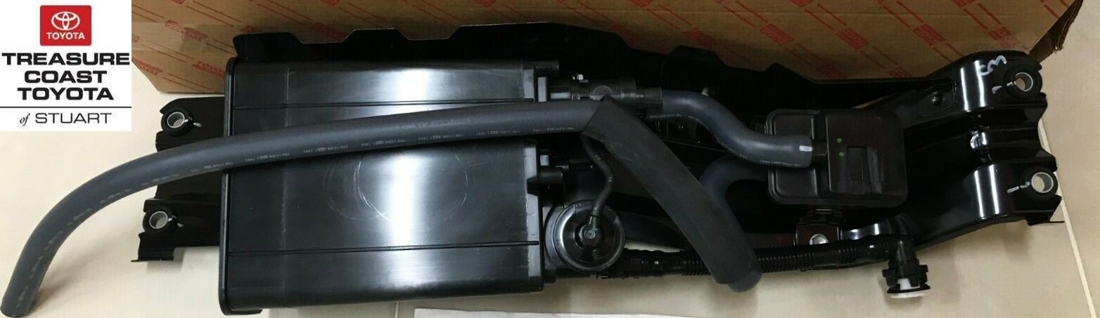 NEW OEM TOYOTA TUNDRA 2003-2004 3.4L & 4.7L VAPOR CHARCOAL CANISTER