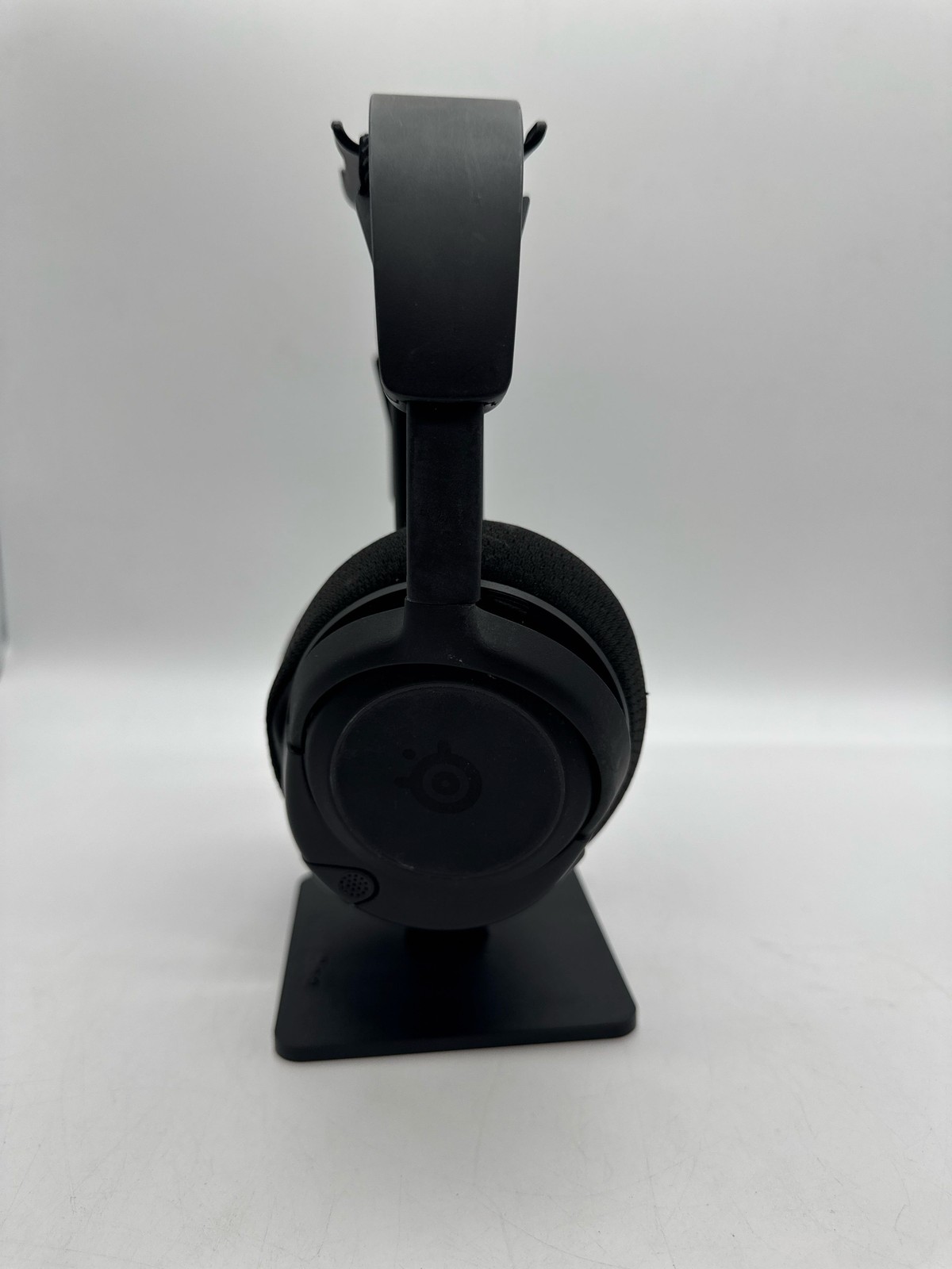 SteelSeries Arctis Nova 3 Multi-Platform Gaming Headset, 61631