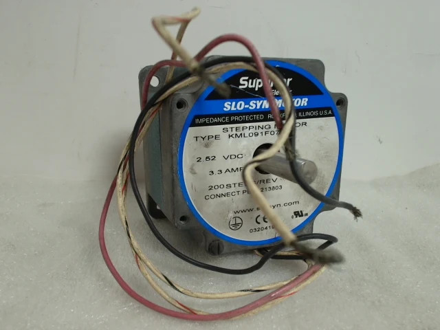 Superior Electric Slo-Syn KML091F07E Stepping Motor 3.3A 2.52VDC 200Steps/Rev 21