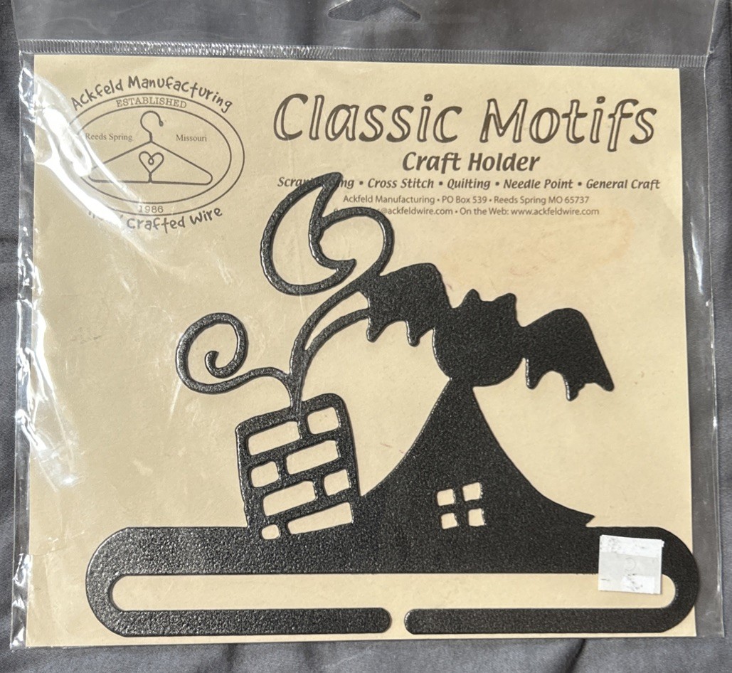 Classic Motifs Rooftop 6 Inch Charcoal Split Bottom Craft Holder