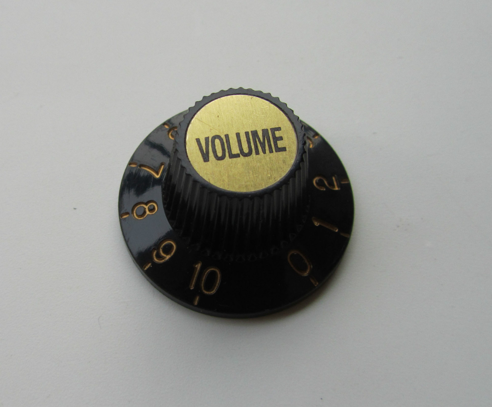 Black W/ Gold Witch Hat Knobs Guitar Knobs for LP Epiphone SG