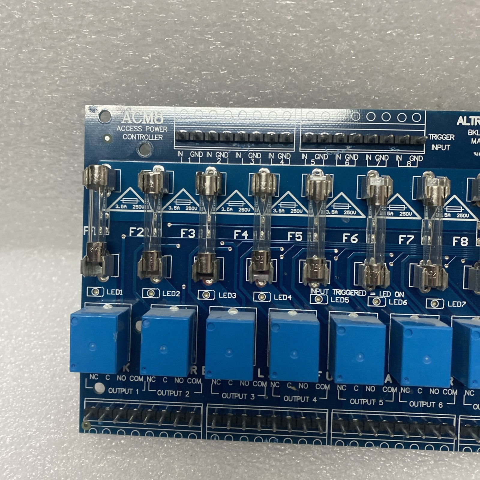 Altronix Acm8 Access Power Controller