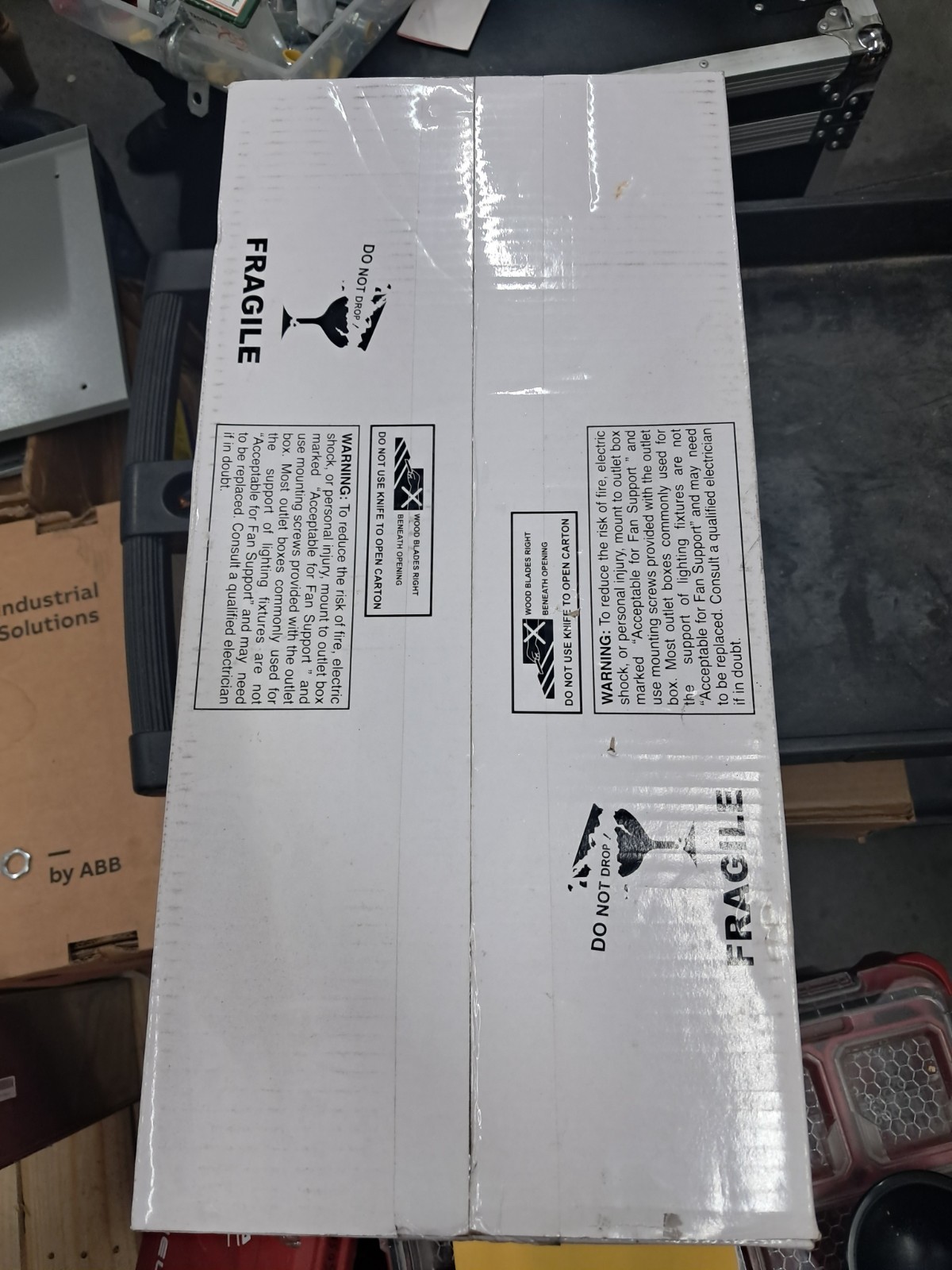 Ceiling Fan 52” + Lighting Kit RP MODEL 1052 White