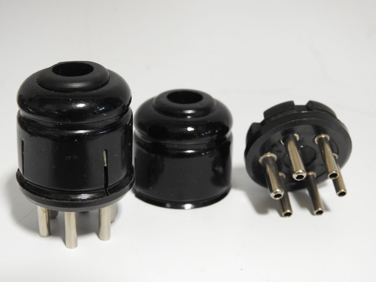 TWO NEW AMPHENOL 6 PIN MALE CONNECTORS ROGERS, HAMMOND, ALLEN ORGAN SPEAKERS