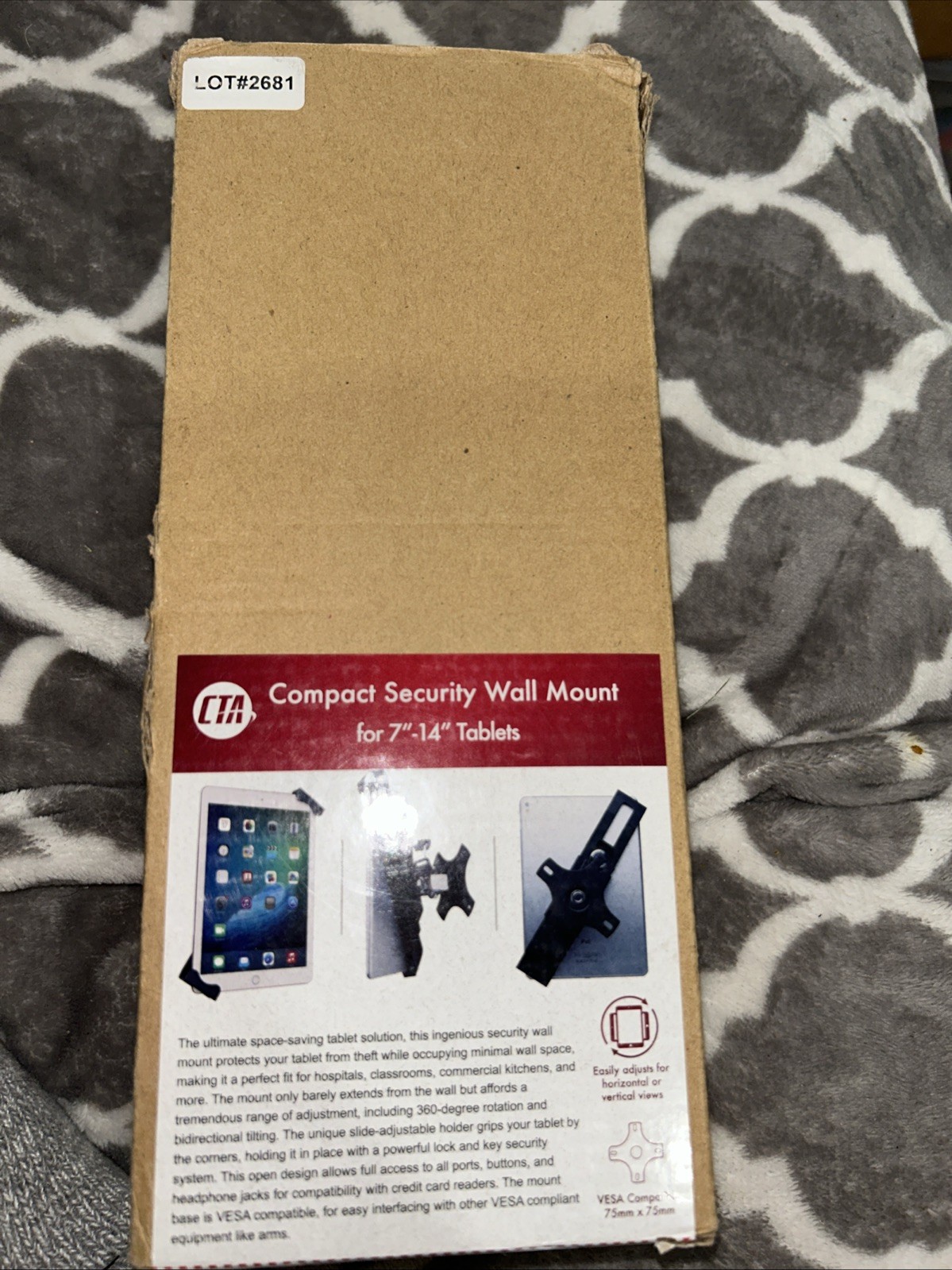 CTA Digital: Compact Security Wall Mount for 7-14 Inch Tablets, including iPad 1