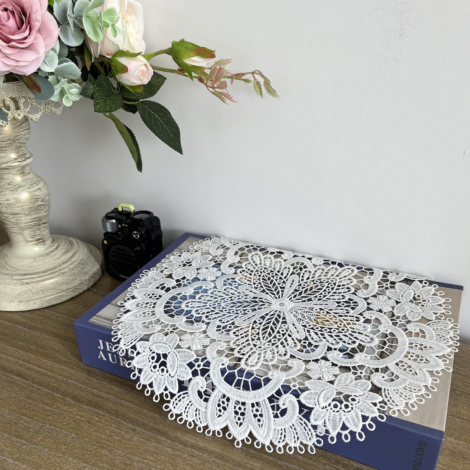 2Pack Round Lace Placemats for Dining Table,11inch Diameter Delicate Floret E...