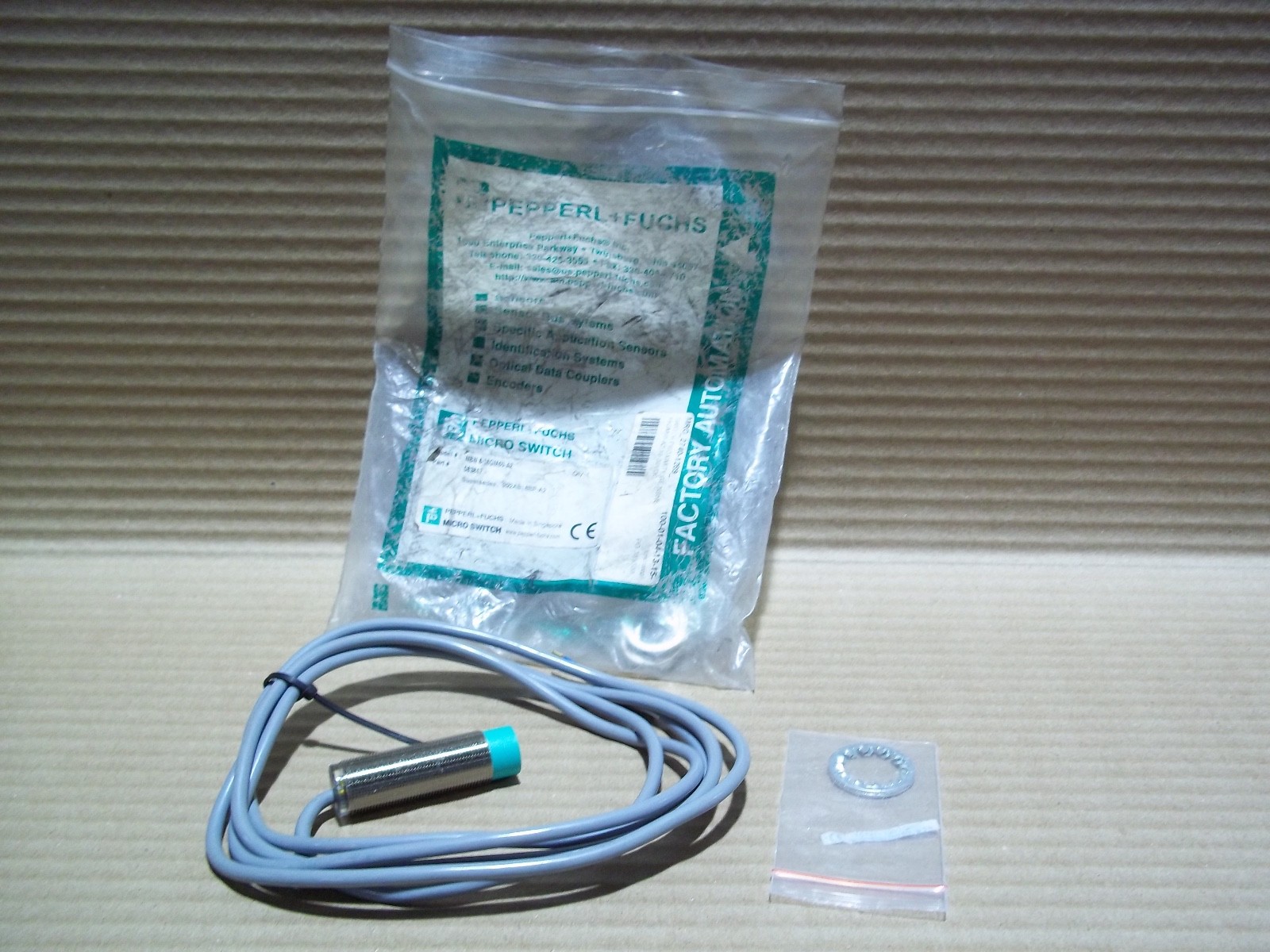 NEW PEPPERL + FUCHS NBN 8-18GM60-A2 Micro Switch 083857 Proximity Switch 10-30Vd