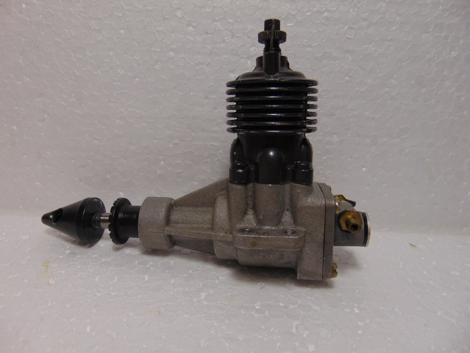 KMD 2.5 cc Airplane Modeling c/l Engine Soviet Motor Diesel KMA .15