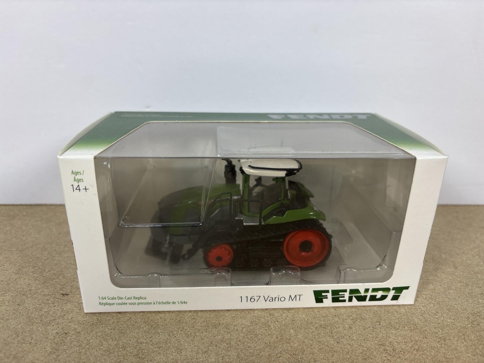 Spec Cast 1/64 High Detail Fendt 1167 Vario MT with Rubber Tracks SCT780