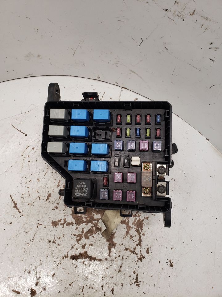 Used Fuse Box Engine fits: 2006 Hyundai Santa fe engine compartment w/ABS Grade