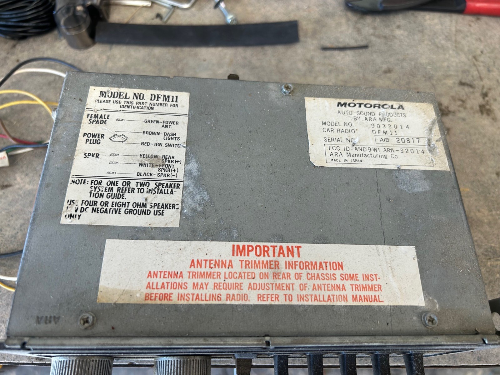 Vintage AM/FM Tuner Part # DFM11, Model # 9032014