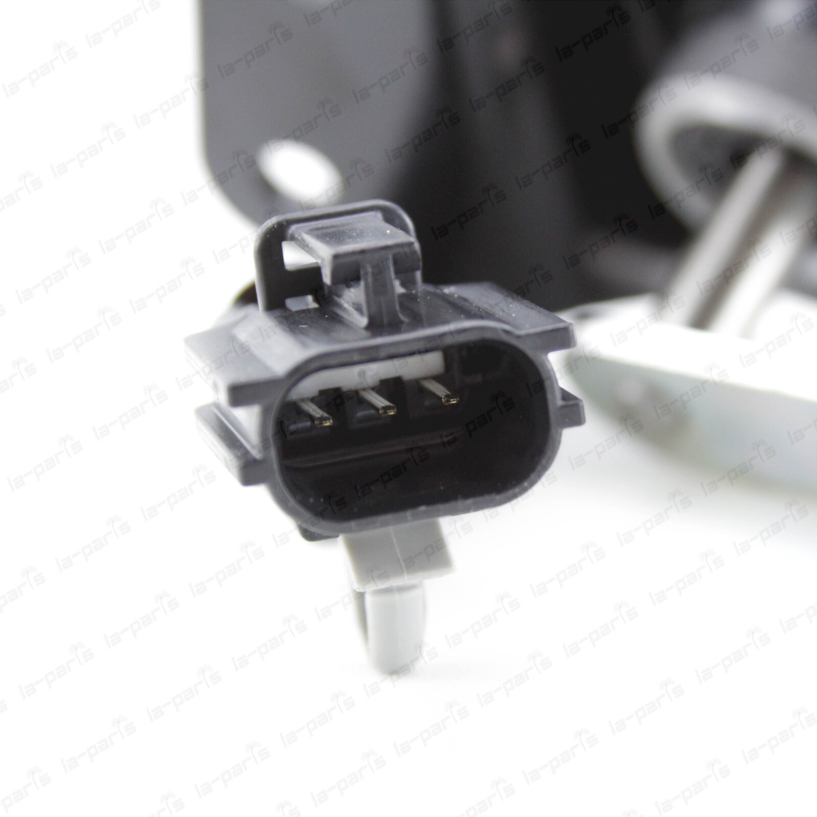 NEW GENUINE NISSAN INFINITY REAR HEIGHT CONTROL SENSOR 53820-1LA2A