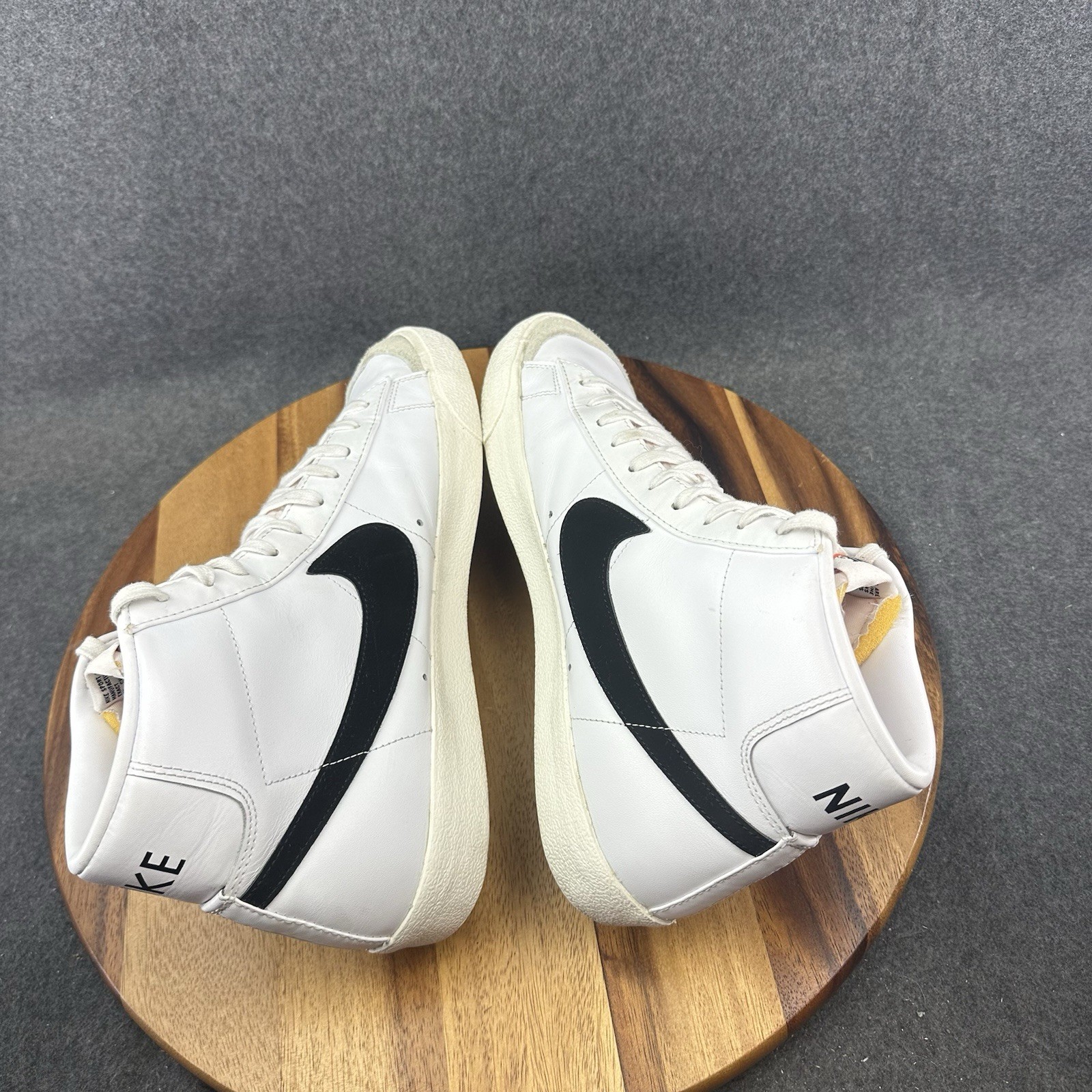 Nike Blazer Mid 77 Men's 13 Shoes Vintage Retro Style BQ6806-100 White Black