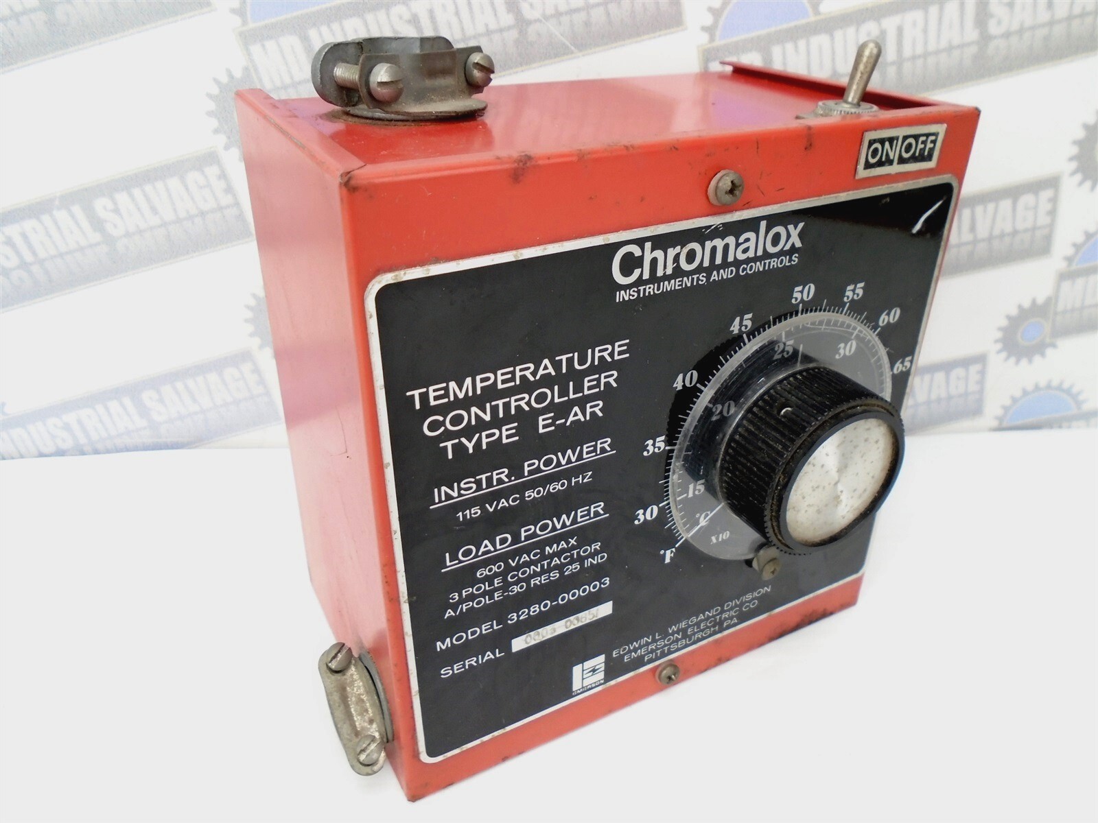 CHROMALOX - 3280-00003 TEMPERATRURE CONTROLLER - Type E-AR 600V Load 115V Instr