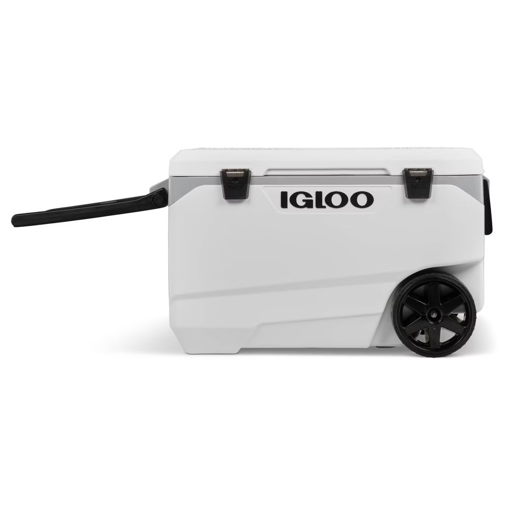 Igloo Latitude 90 Quart Rolling Cooler White - 137 Can Capacity Wheel