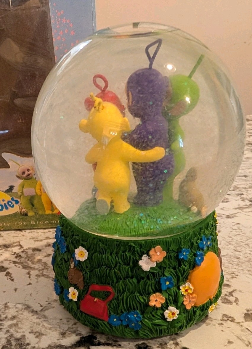 Teletubbies Glitter Globe Snow Globe 1998 Bloomingdale's Exclusive IOB Rare