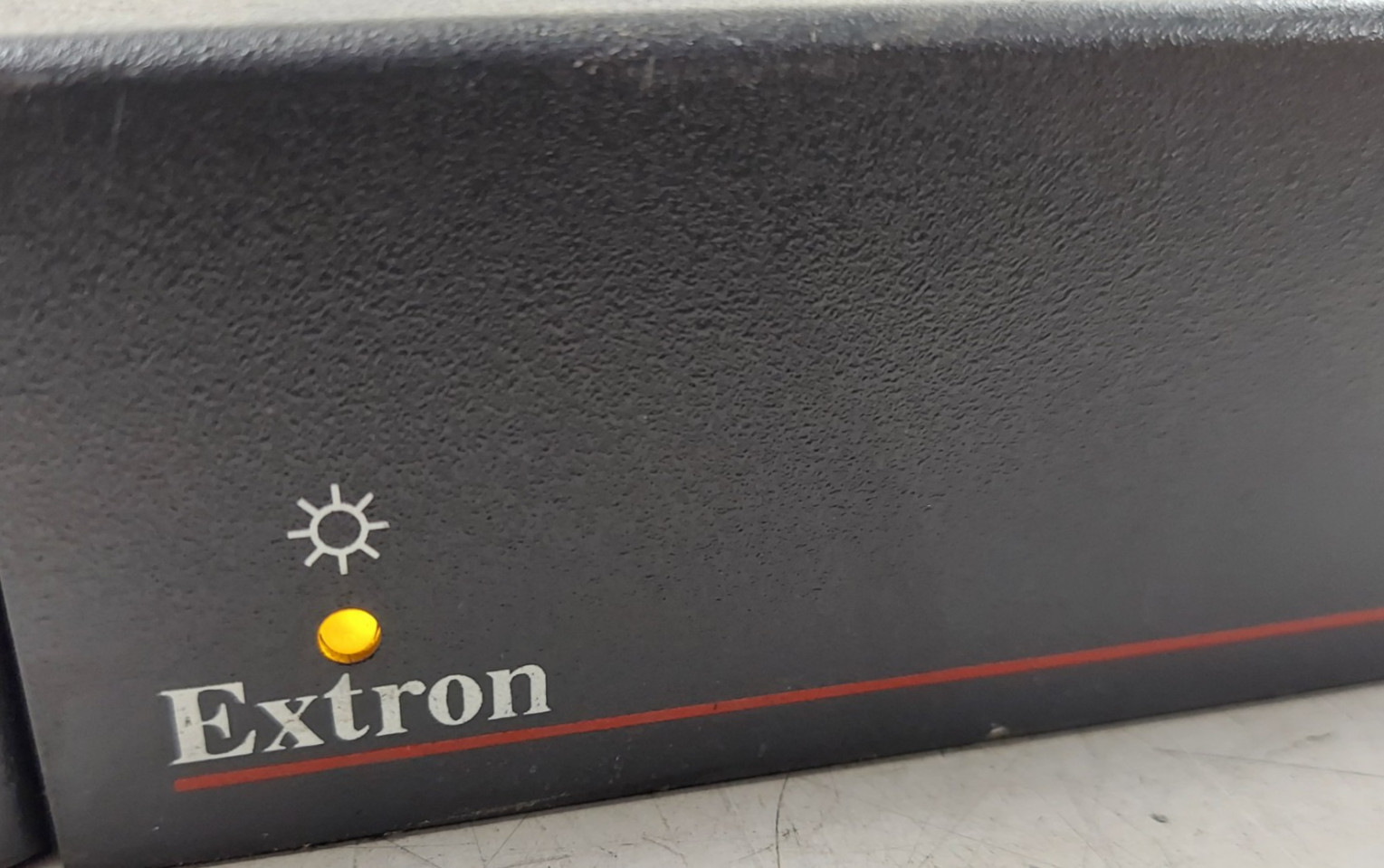 EXTRON P/2 DA8 SERIES 1x8 DISTRIBUTION AMPLIFER