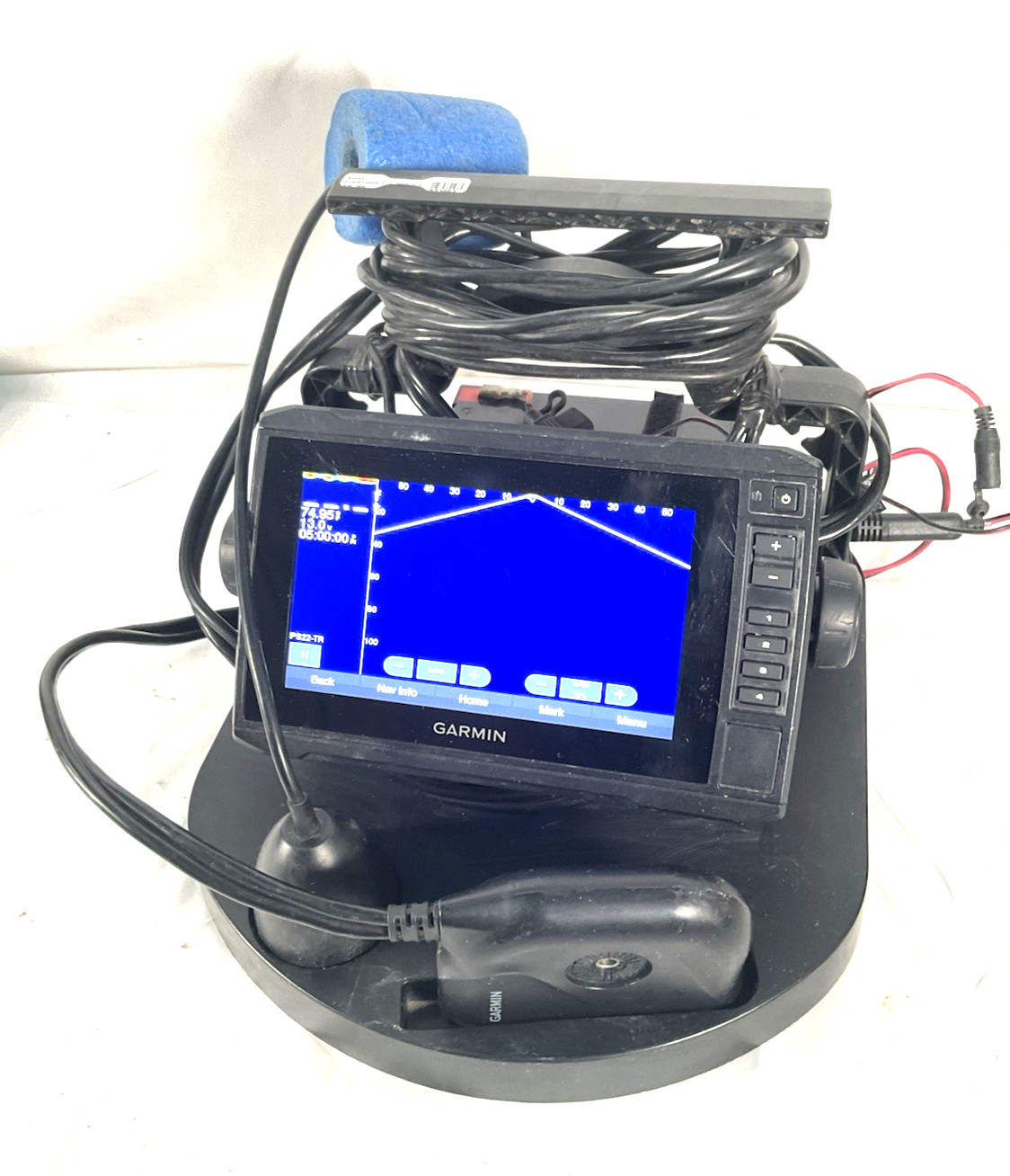Garmin ECHOMAP UHD 7inch 7.cv Chartplotter with Transducer