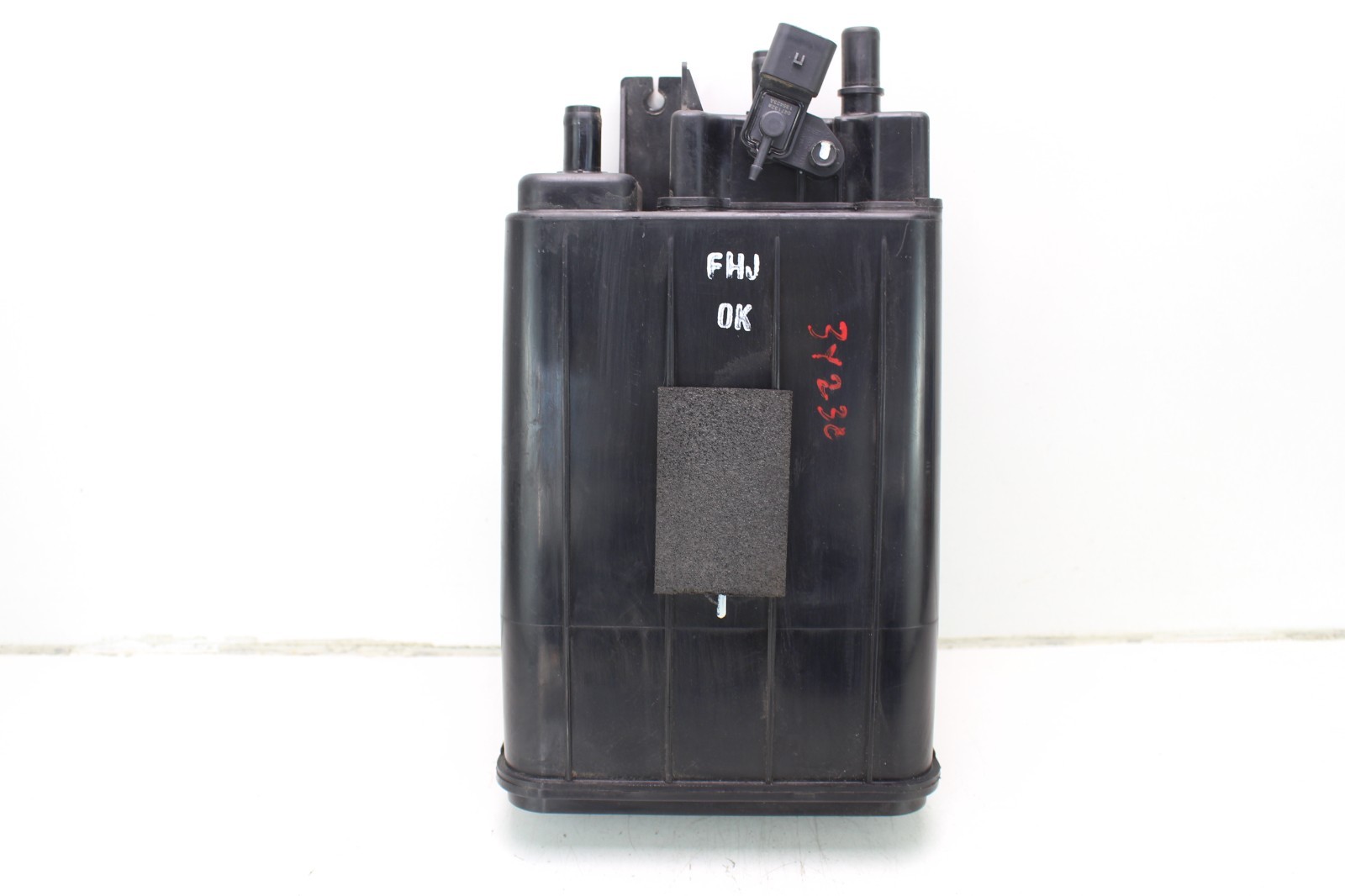 09-14 HYUNDAI GENESIS FUEL EVAPORTER CHARCOAL VAPOR CANSITER OEM, 31420-3M500
