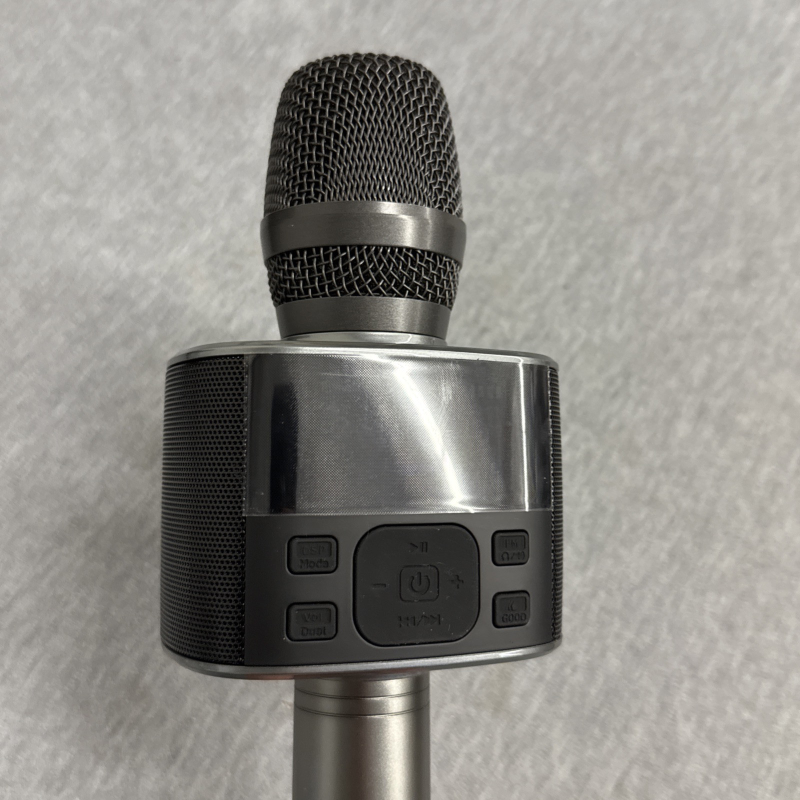 Doors Miracle M100 Black Edition Wireless Dynamic Karaoke Microphone