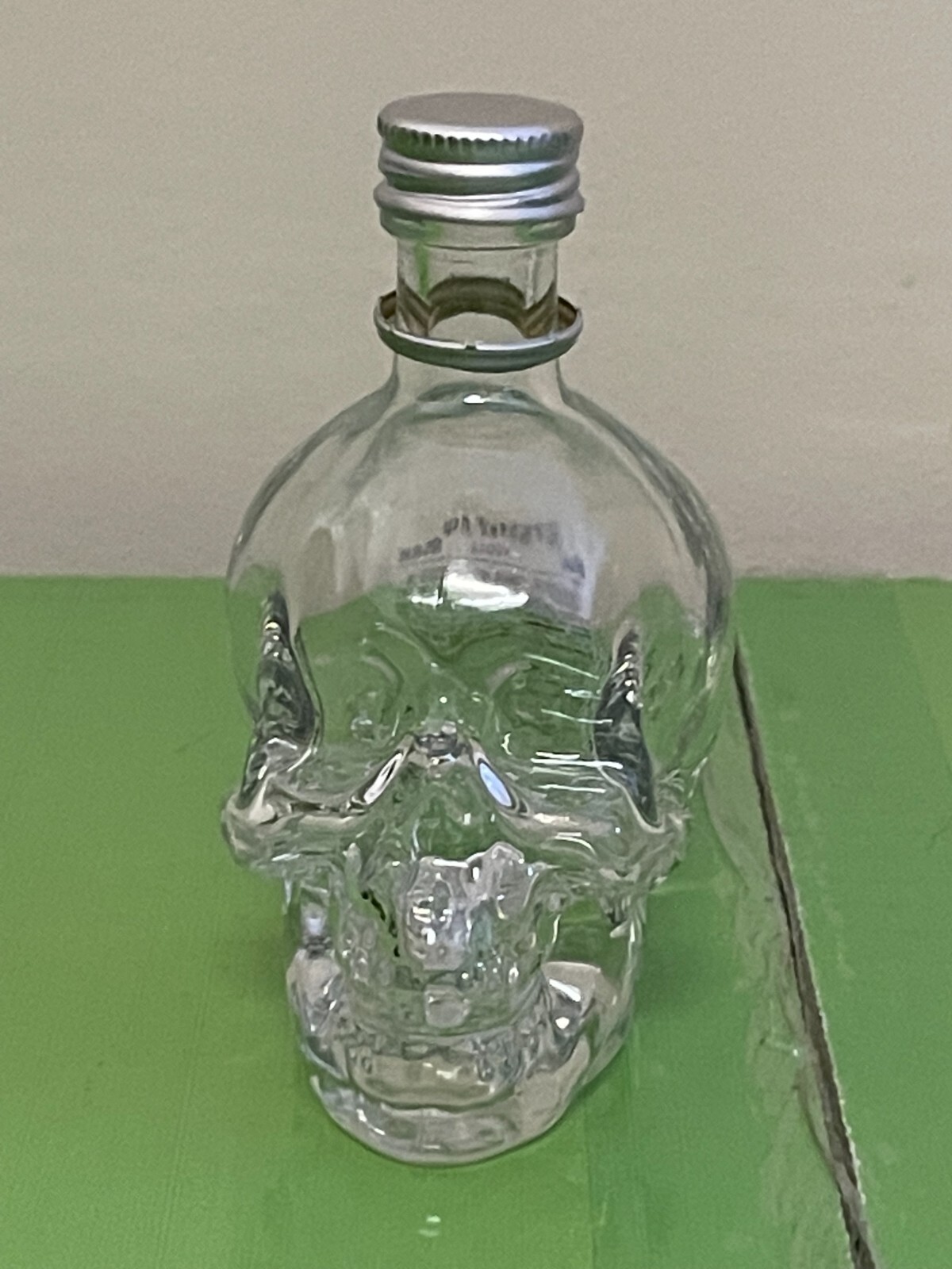 Dan Aykroyds Crystal Head Vodka 50ML Glass Skull Mini Empty Bottle With Cap