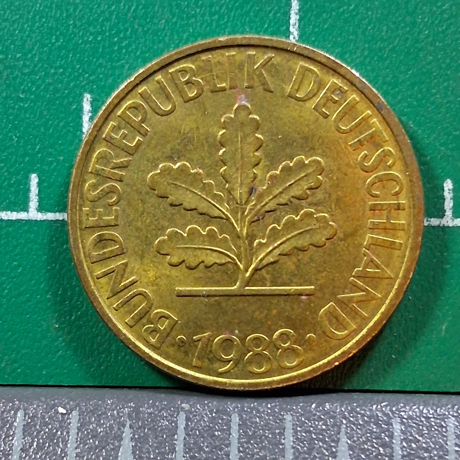 1988-G Germany 10 Pfennig Oak Seedling / Rye Ears Brass-Plated Coin