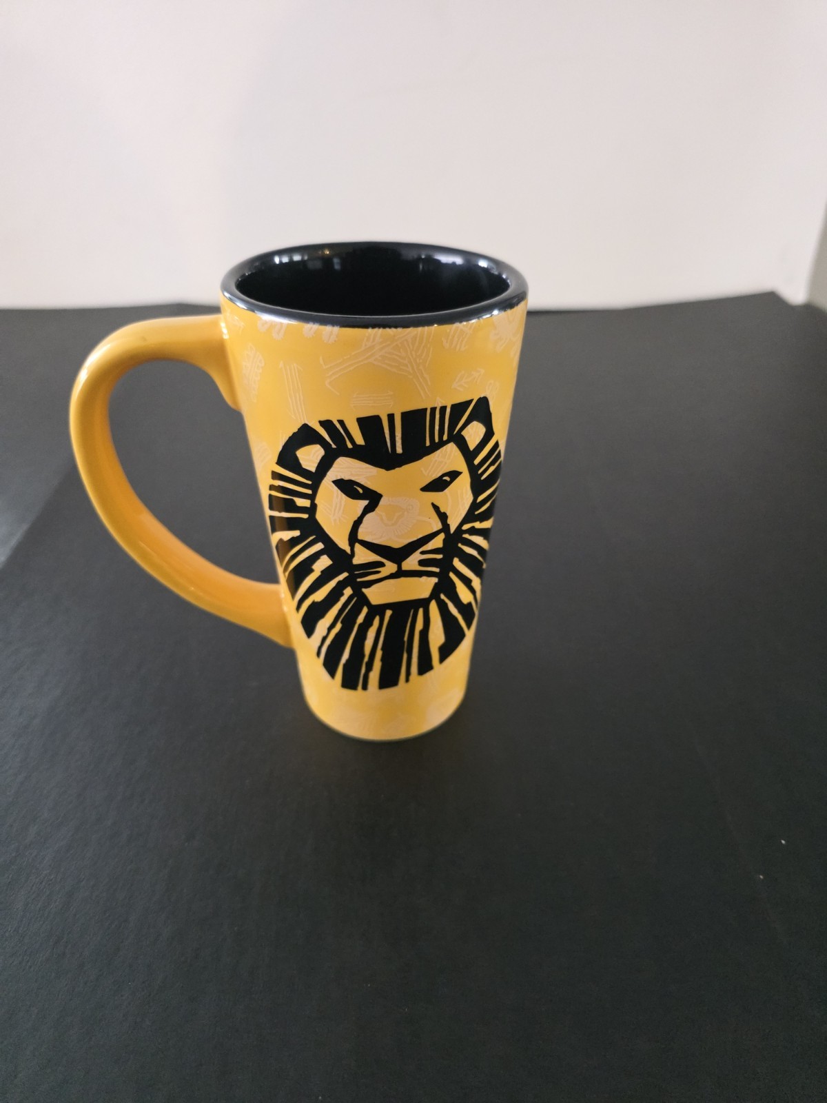 Disney The Lion King Broadway Musical Yellow & Black 6” 16oz Coffee Latte Mug