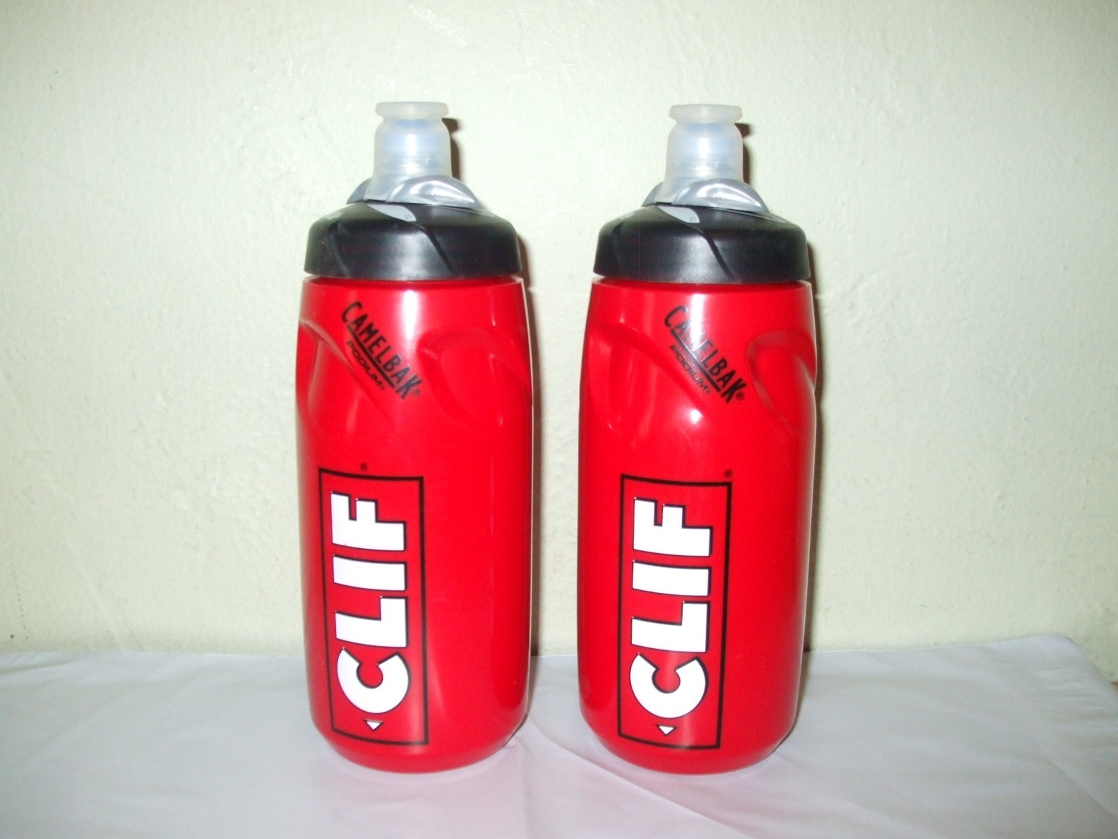 Camelbak Podium Water Bottles, Clif Bar, 21oz, Red