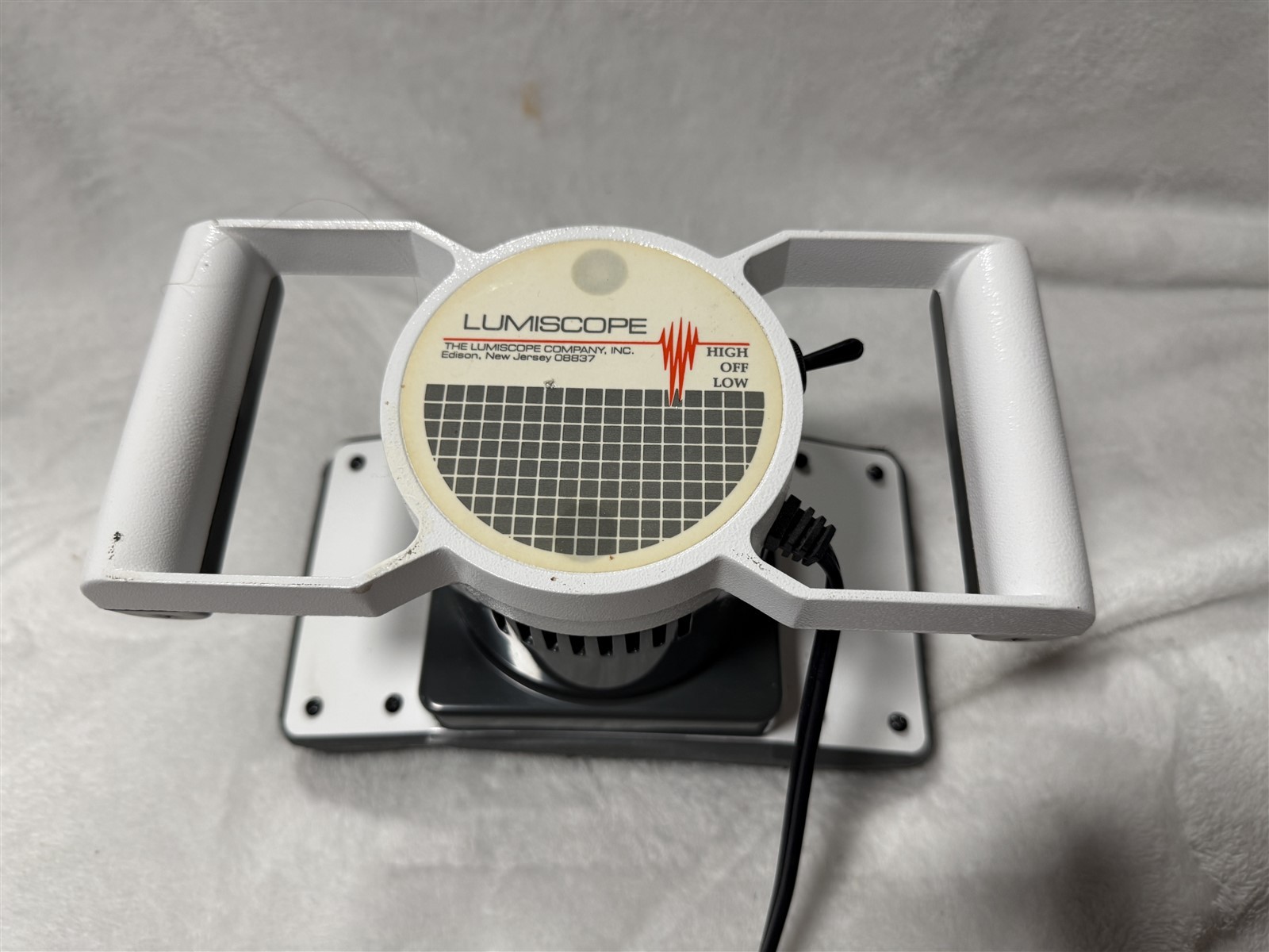 LUMISCOPE ELECTRIC VIBRATING MASSAGER 2-SPEED THERAPEUTIC MUSCLE RELAXER