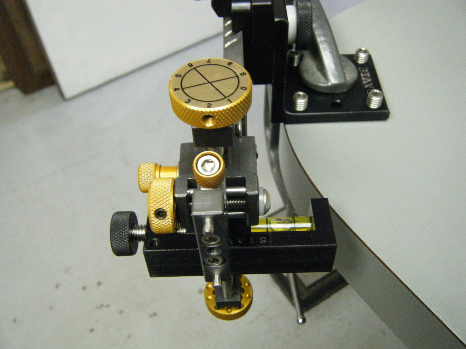 Davis Leveling System