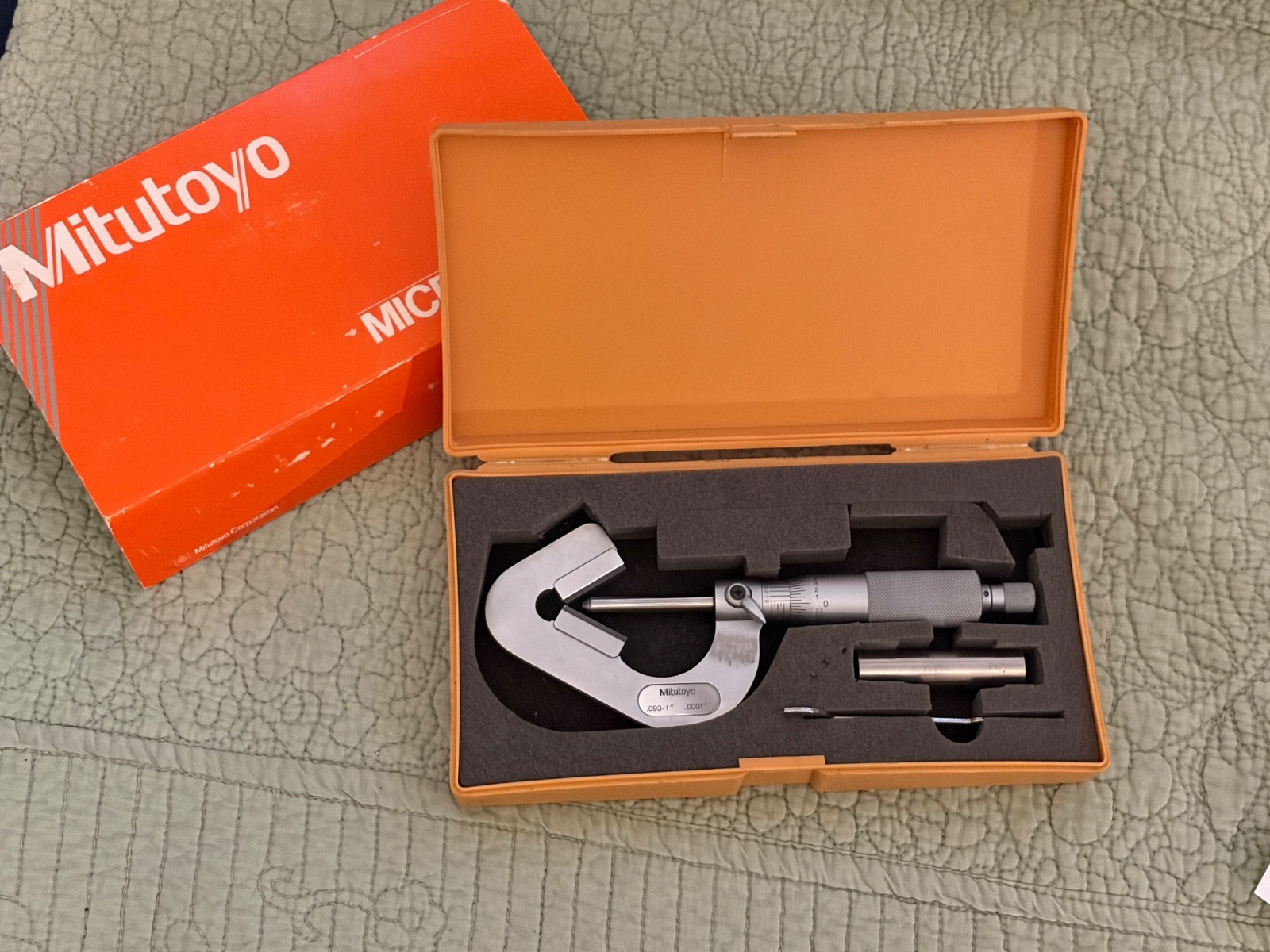 Mitutoyo 114-202 V-Anvil Micrometer, .093-1" Range, .0001" Graduation w/Case GUC