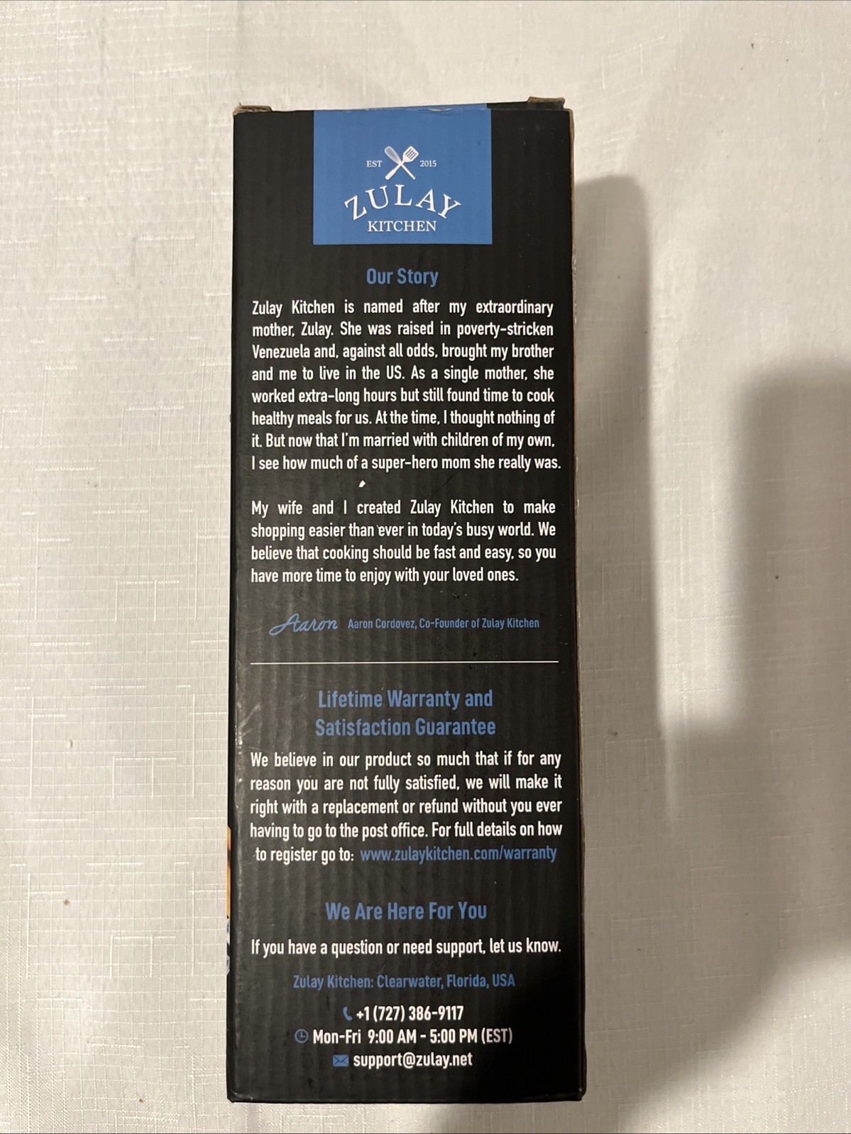 Zulay Kitchen Fruit Infusion Water Bottle Black New In Box