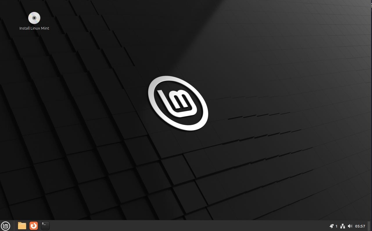 Linux Mint 22.3 XFCE – Bootable USB Live Installer – PC & Intel Mac – UEFI/BIOS