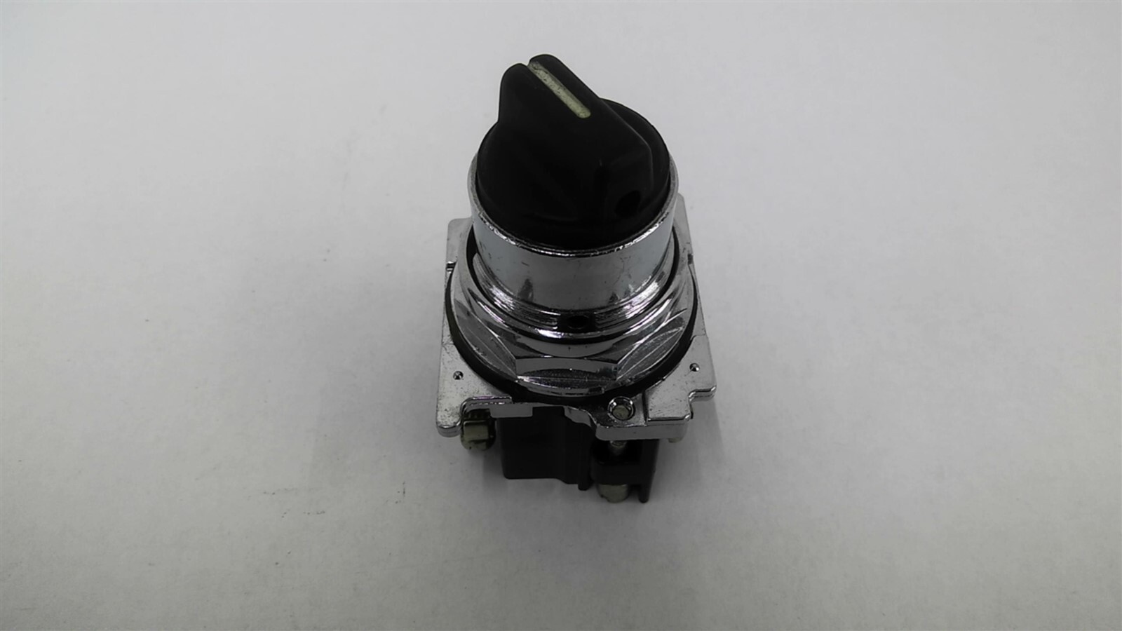 Cutler-Hammer 10250T/91000T 2 Position Switch